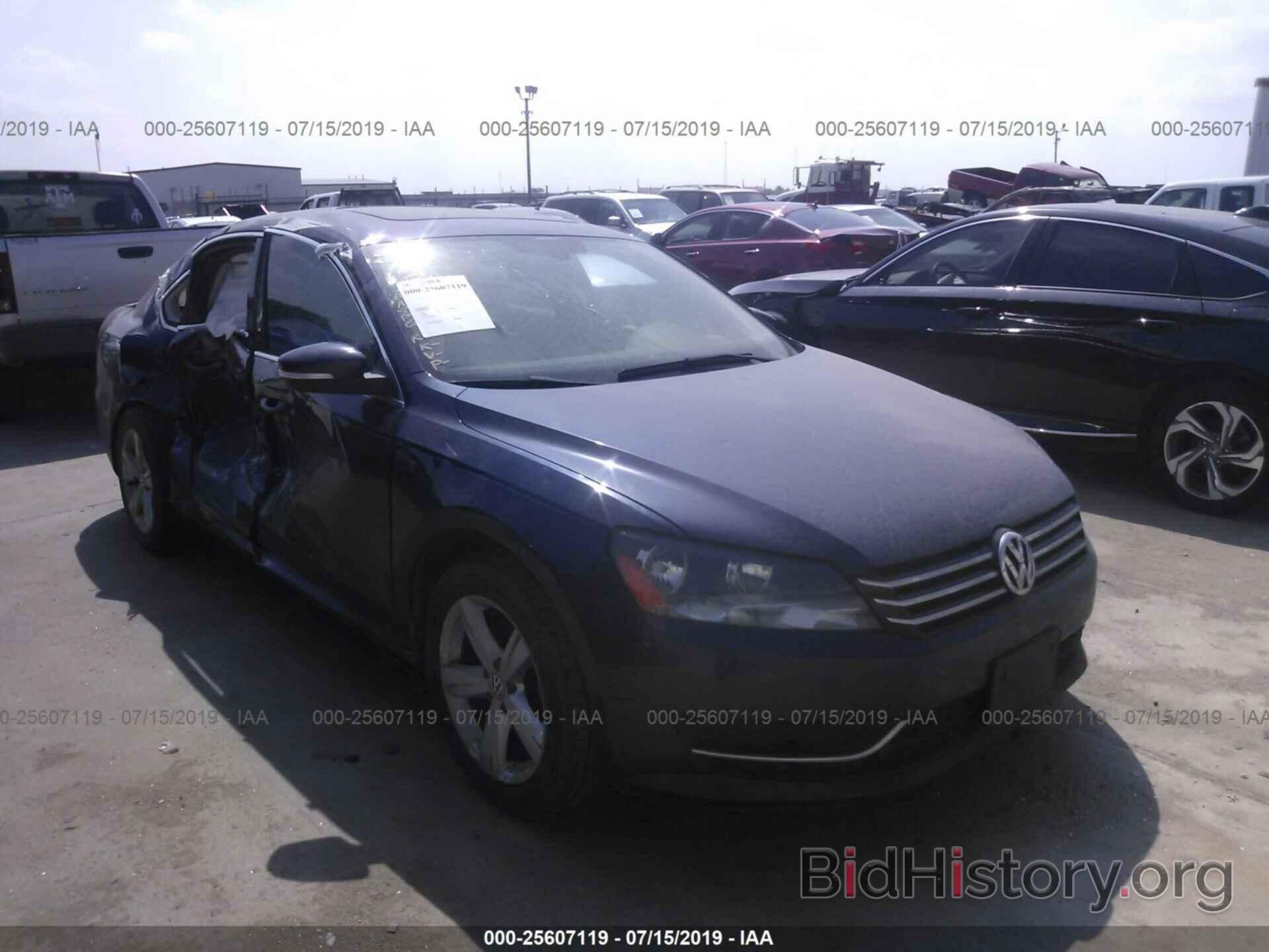 Photo 1VWBH7A36DC040328 - VOLKSWAGEN PASSAT 2013