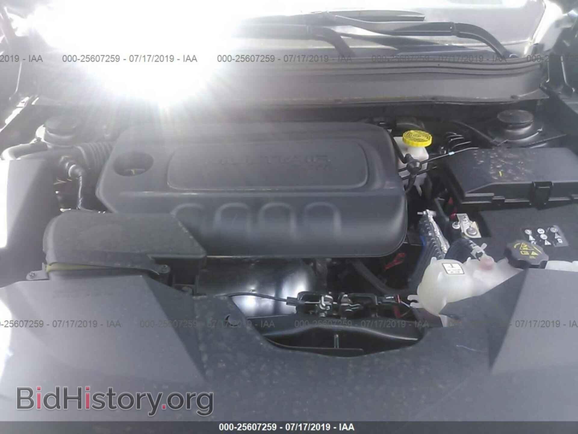 2019 JEEP CHEROKEE - VIN: 1C4PJLDB0KD402864 - Photo 10
