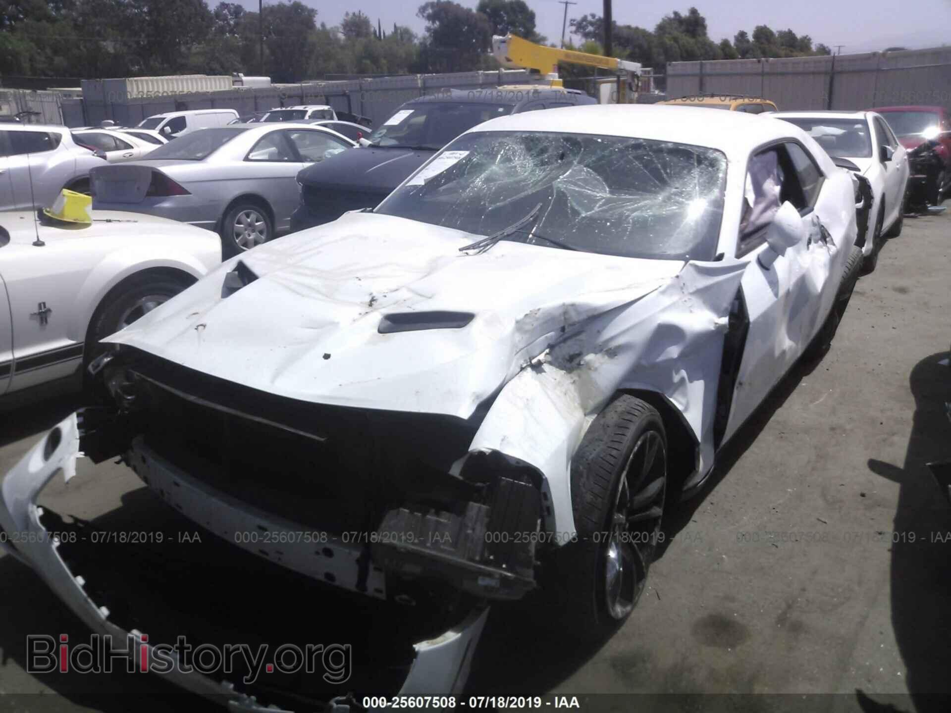 2018 DODGE CHALLENGER - VIN: 2C3CDZAG8JH334229 - Photo 2
