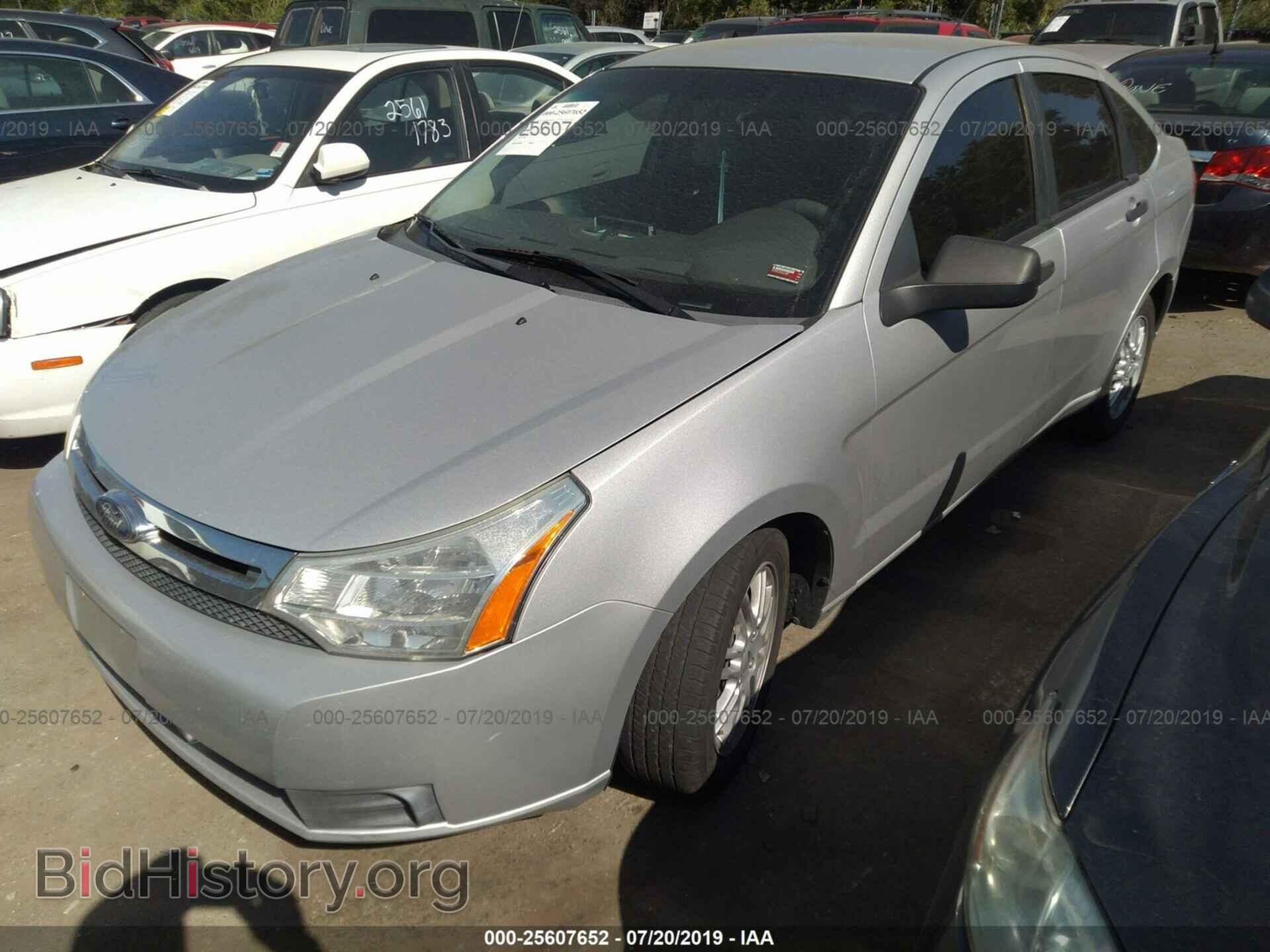 2009 FORD FOCUS - VIN: 1FAHP35N09W135452 - Фото 2
