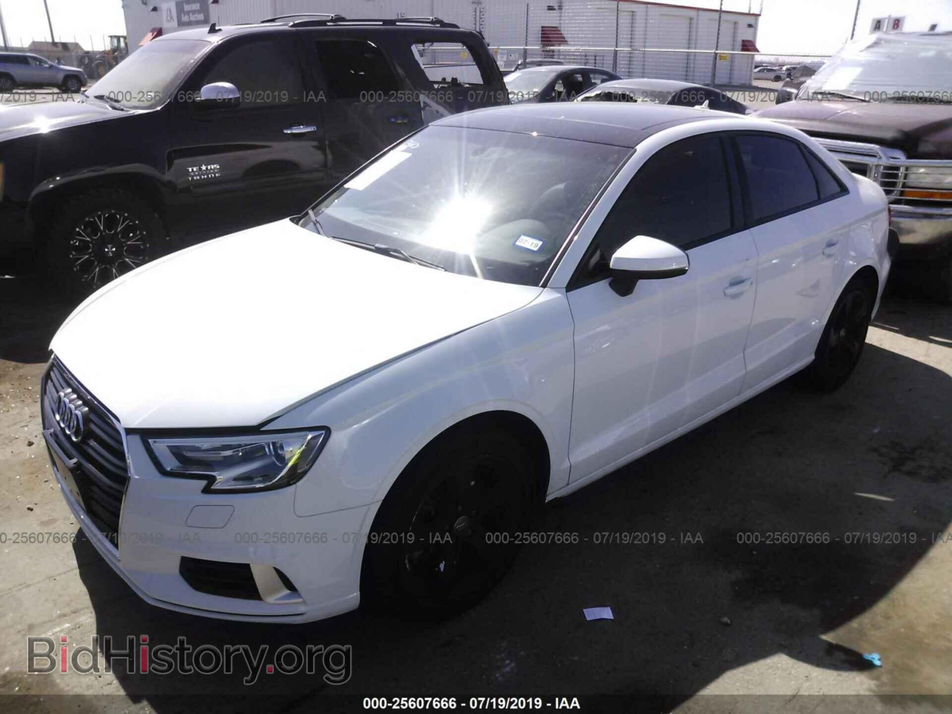 2017 AUDI A3 - VIN: WAUAUGFF1H1028129 - Фото 2