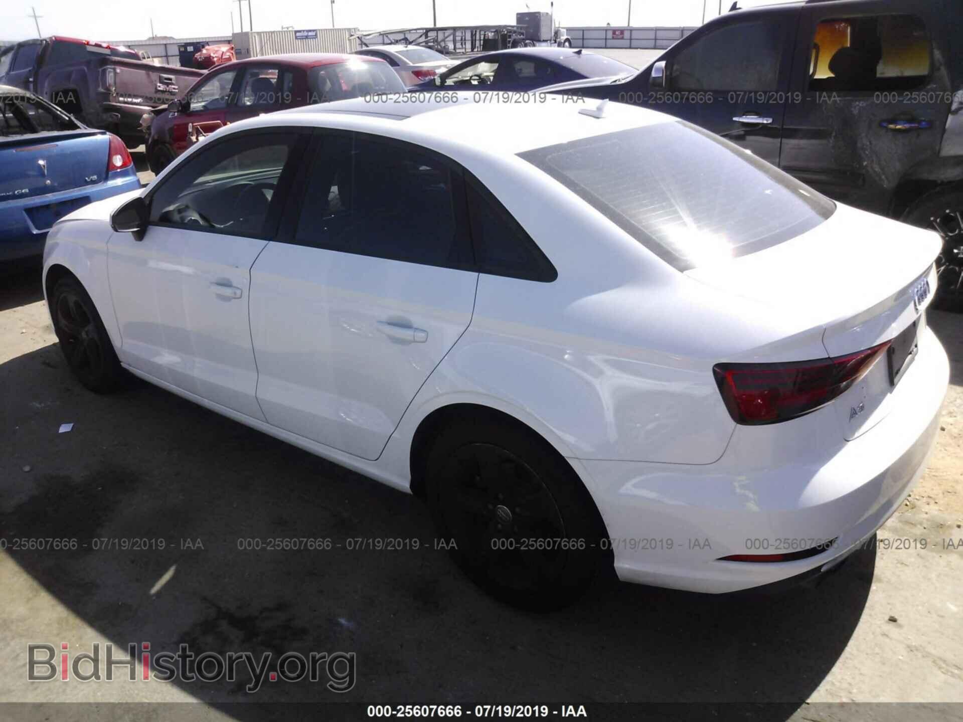 2017 AUDI A3 - VIN: WAUAUGFF1H1028129 - Фото 3