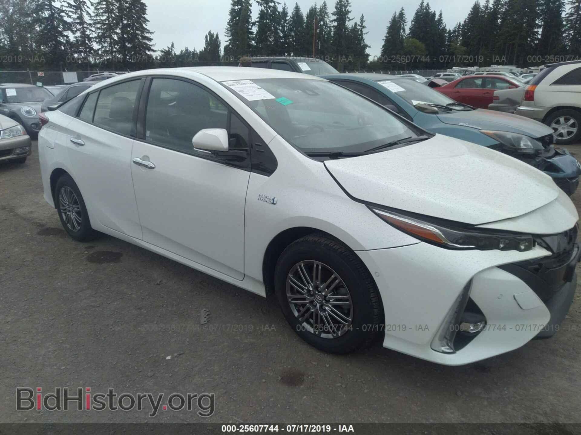 Photo JTDKARFP4H3038551 - TOYOTA PRIUS PRIME 2017