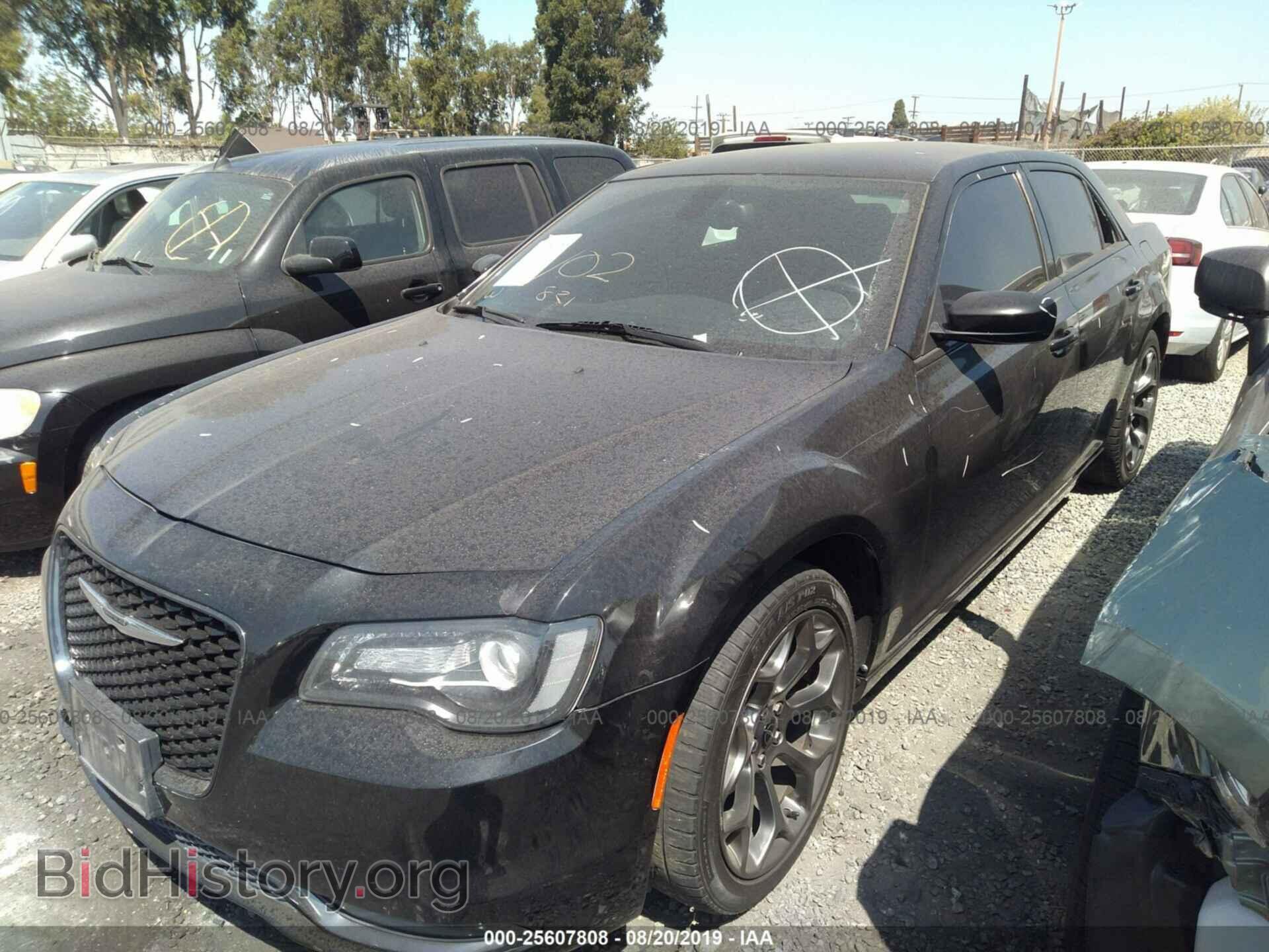 2015 CHRYSLER 300 - VIN: 2C3CCABG7FH786425 - Фото 2
