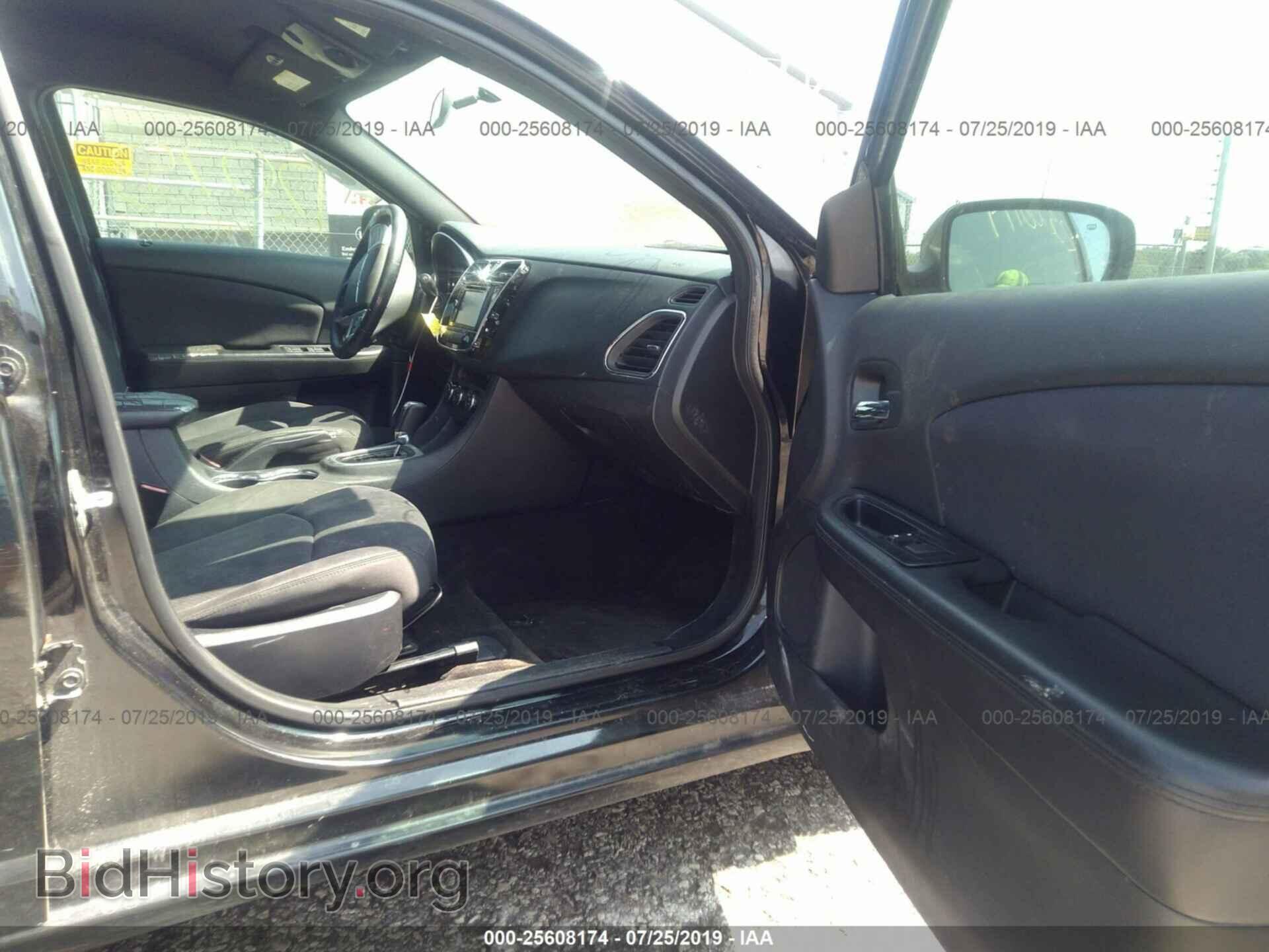 2012 CHRYSLER 200 - VIN: 1C3CCBBB7CN299545 - Фото 5