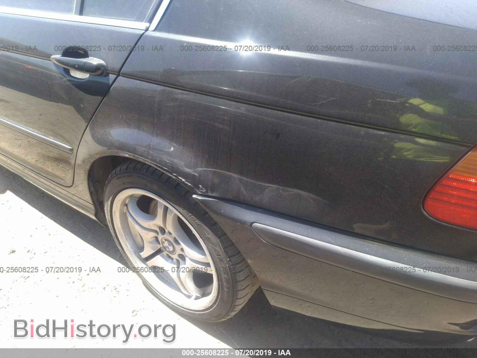 2004 BMW 330 - VIN: WBAEV53494KM38610 - Фото 6