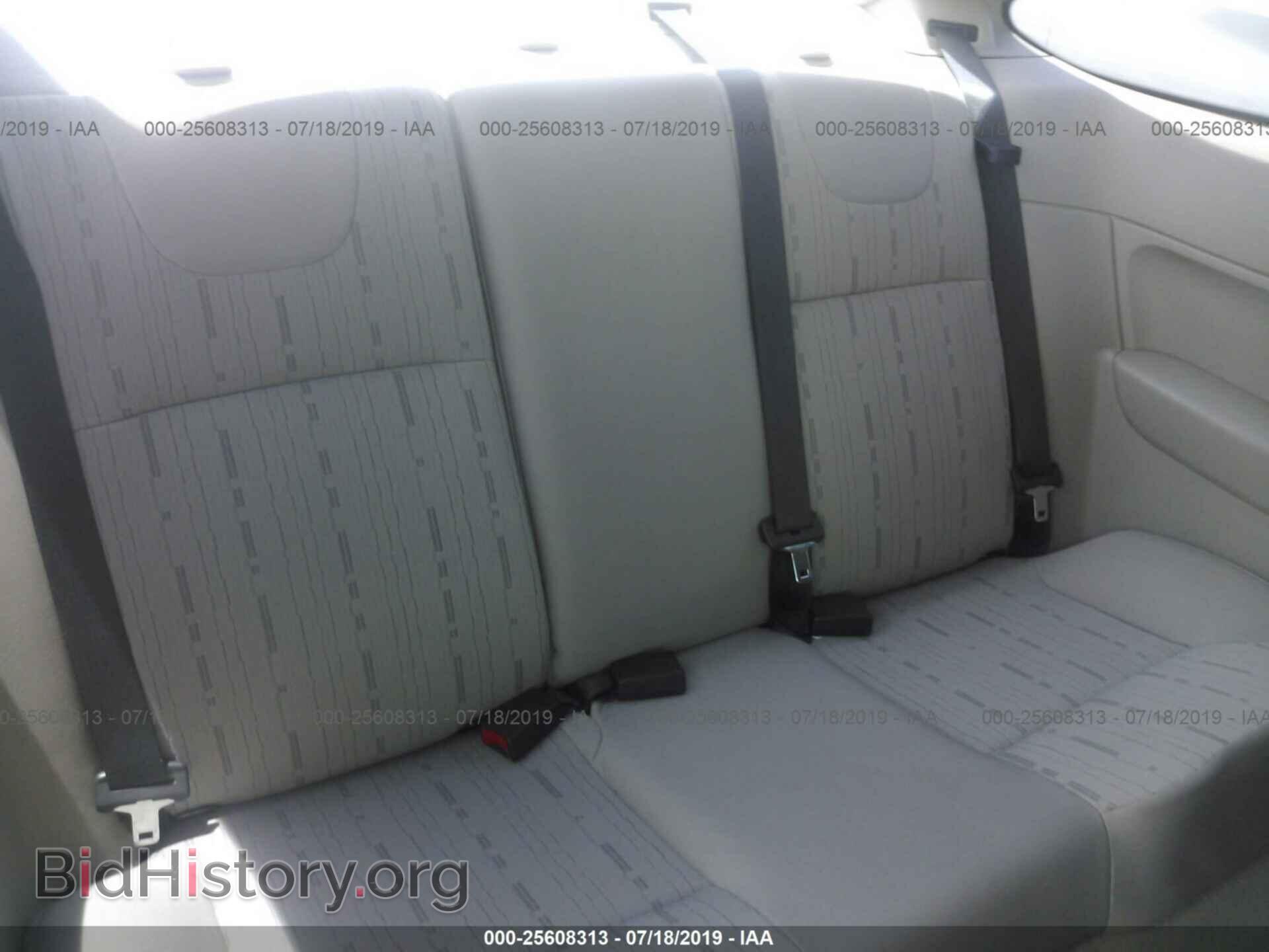 2008 FORD FOCUS - VIN: 1FAHP33N88W211064 - Фото 8