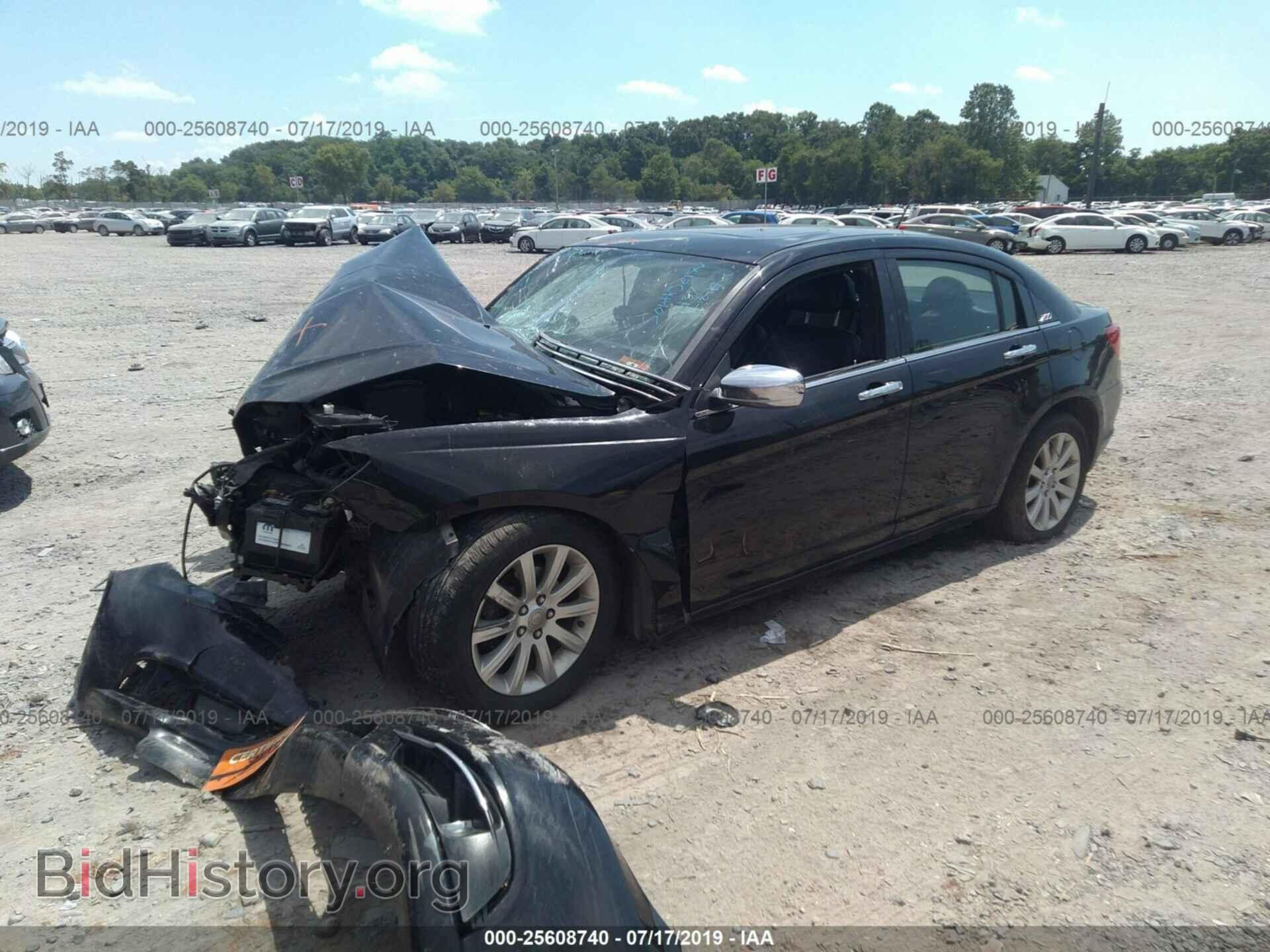 2013 CHRYSLER 200 - VIN: 1C3CCBCG9DN727143 - Photo 2