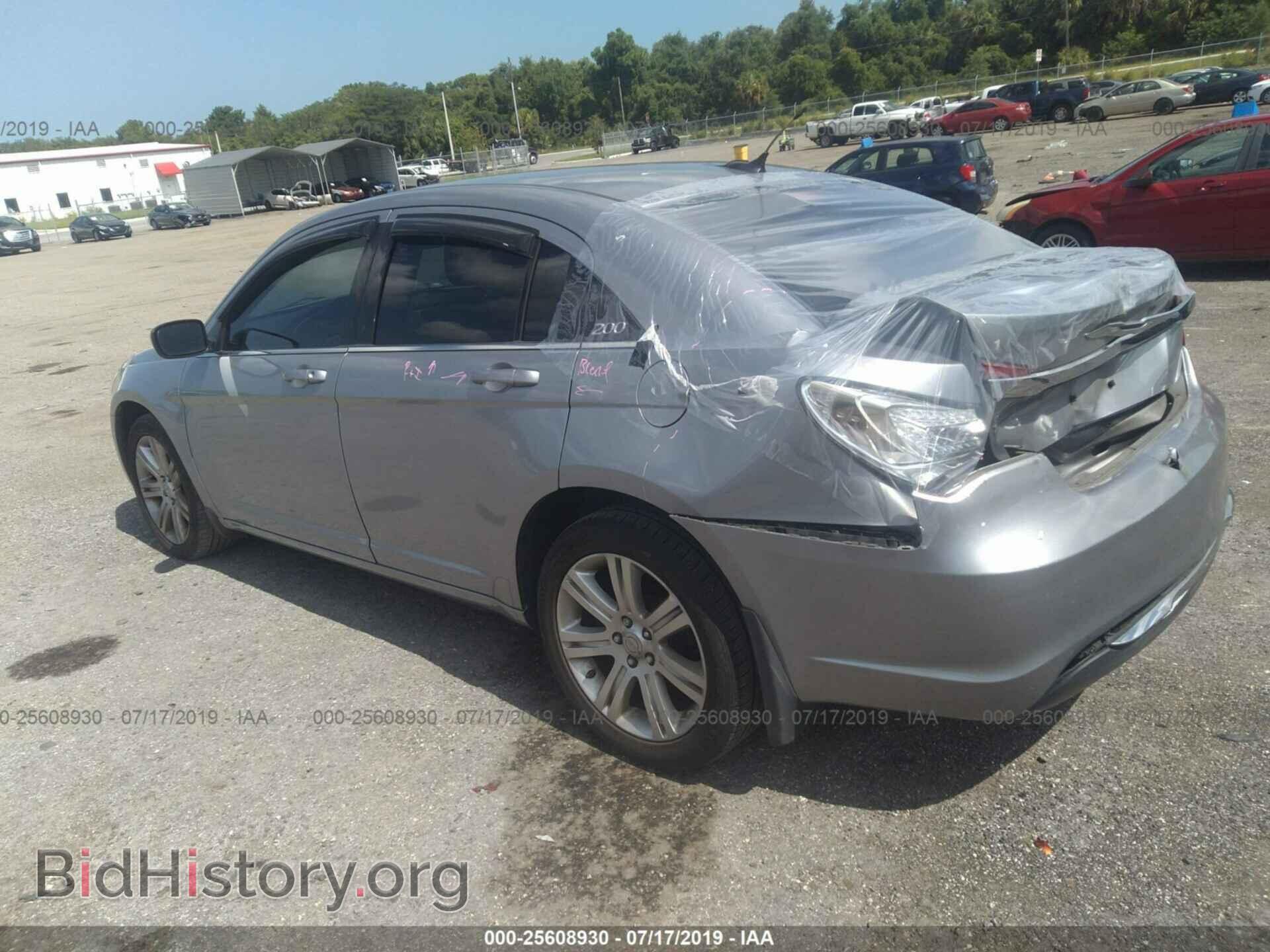 2013 CHRYSLER 200 - VIN: 1C3CCBBB2DN726423 - Photo 3