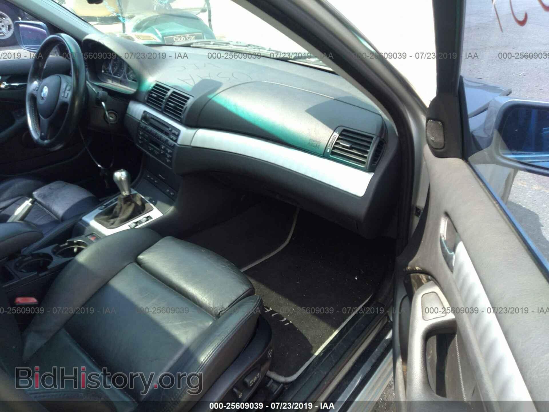 2004 BMW 330 - VIN: WBAEV53484KM06702 - Фото 5