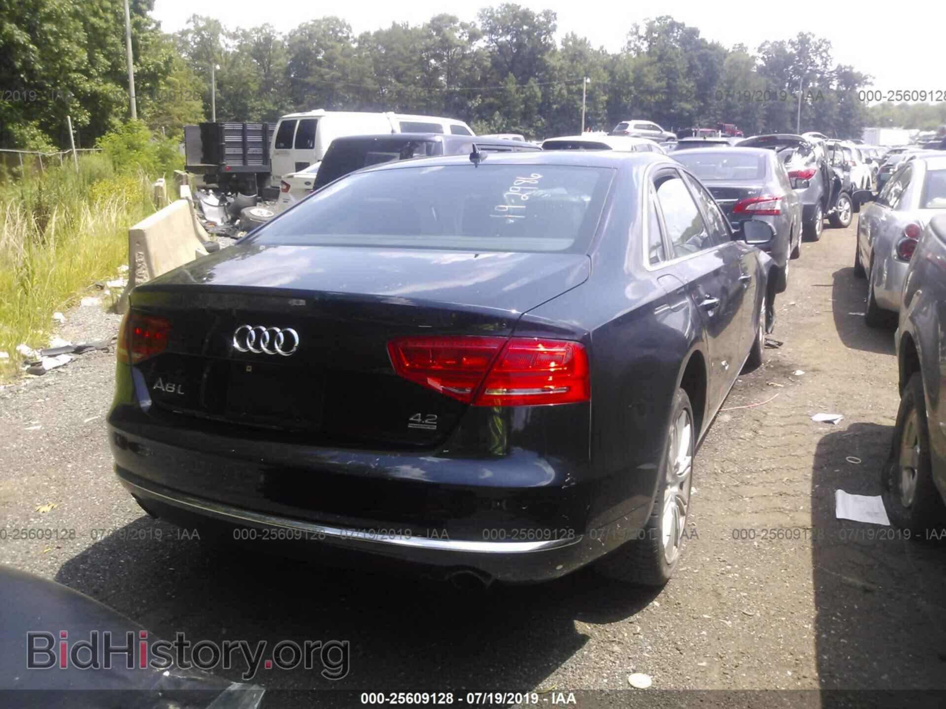 2011 AUDI A8 - VIN: WAURVAFD0BN018784 - Фото 4