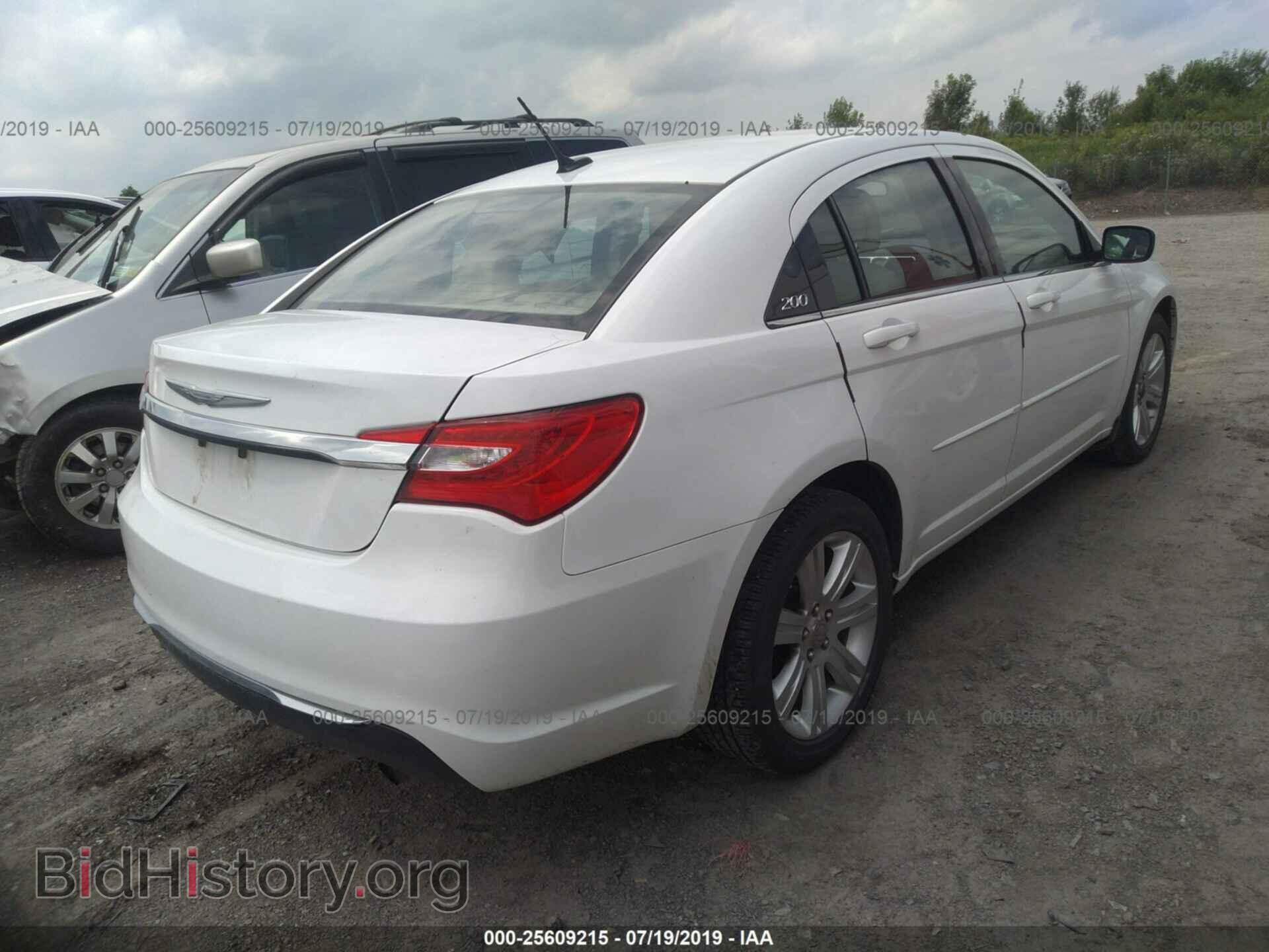 2013 CHRYSLER 200 - VIN: 1C3CCBBB3DN773038 - Photo 4