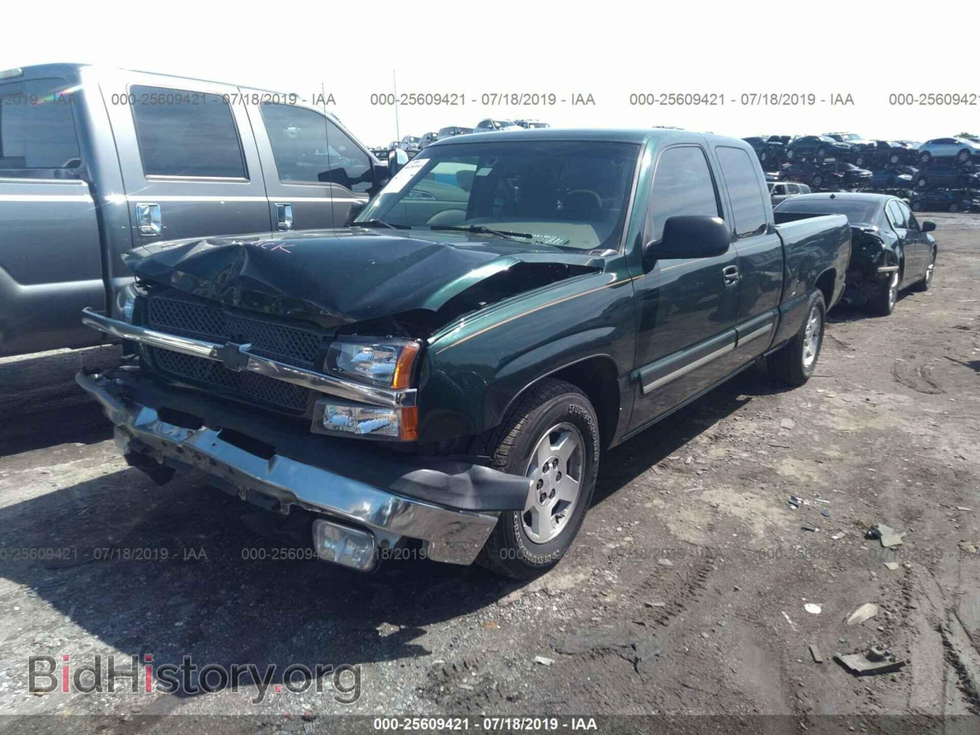2005 CHEVROLET SILVERADO - VIN: 2GCEC19V651388249 - Фото 2