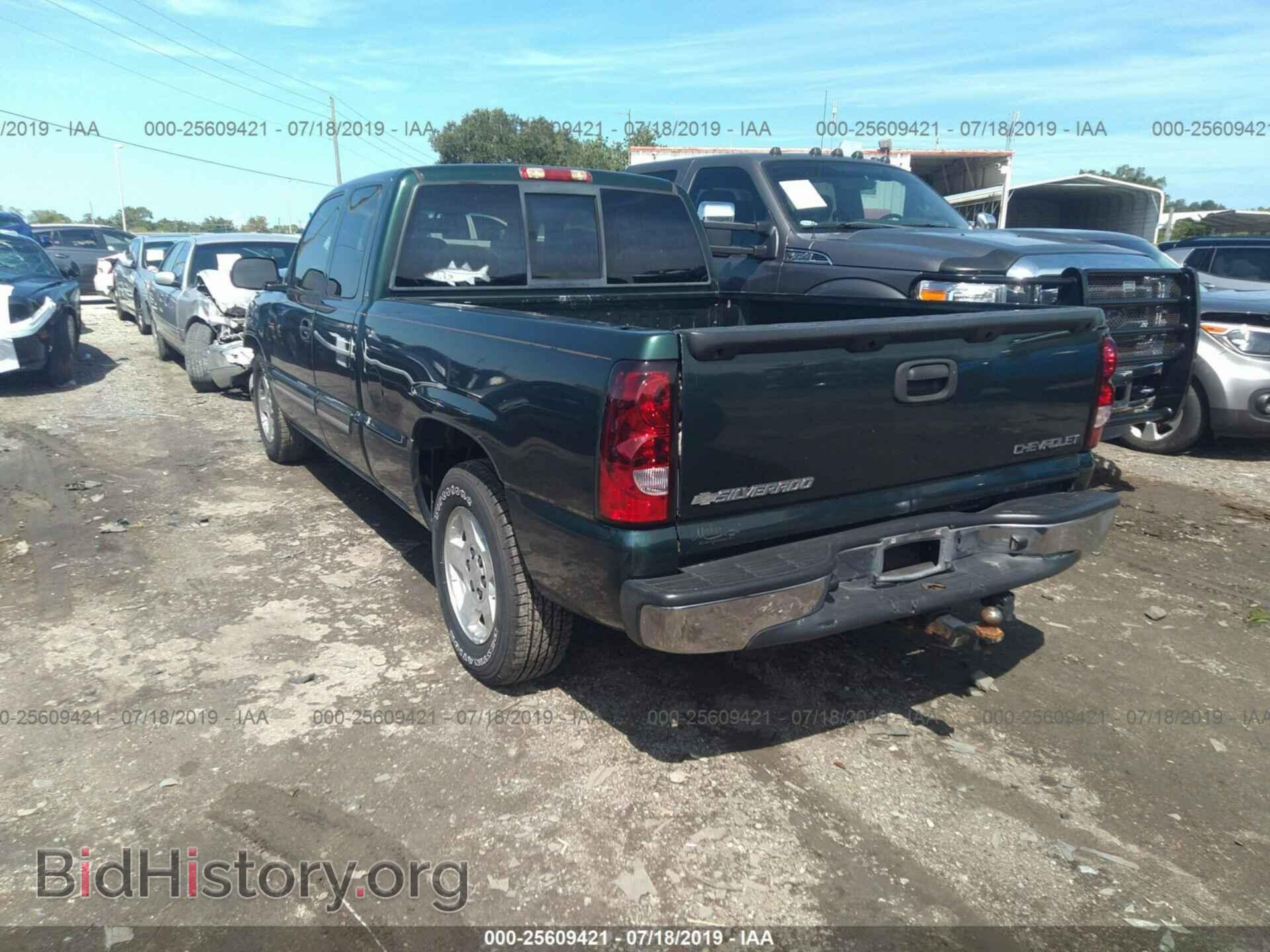2005 CHEVROLET SILVERADO - VIN: 2GCEC19V651388249 - Фото 3