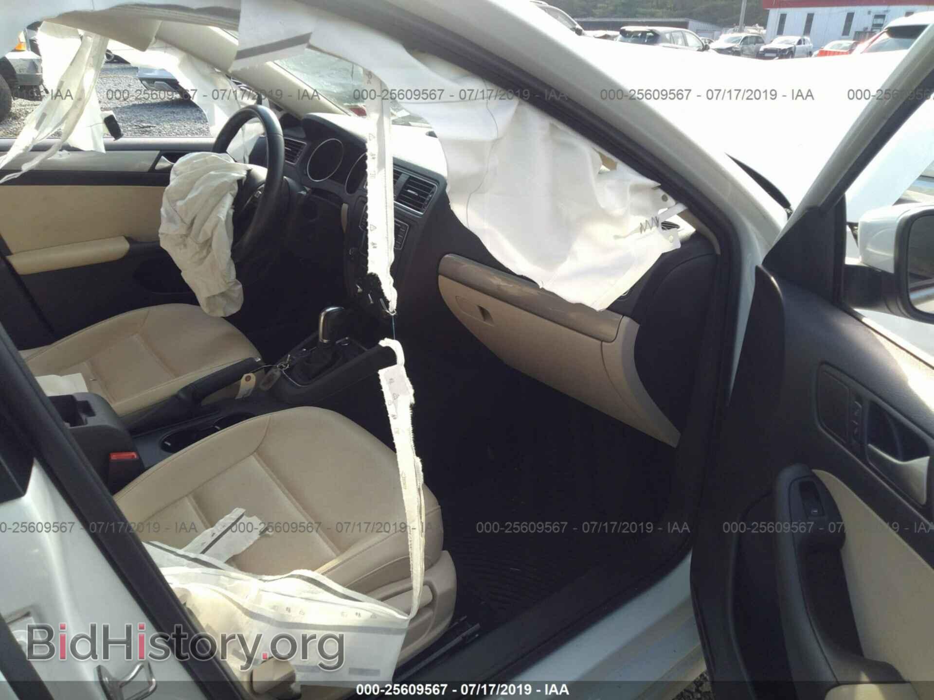 2017 VOLKSWAGEN JETTA - VIN: 3VWDB7AJ1HM294199 - Фото 5