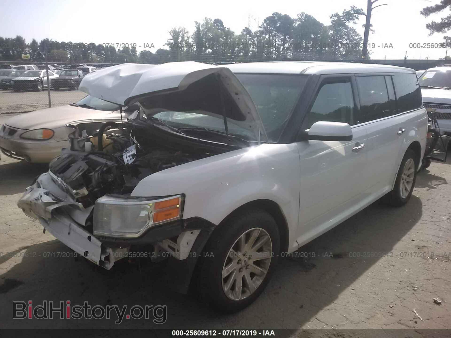 2011 FORD FLEX - VIN: 2FMGK5CC2BBD33373 - Фото 2