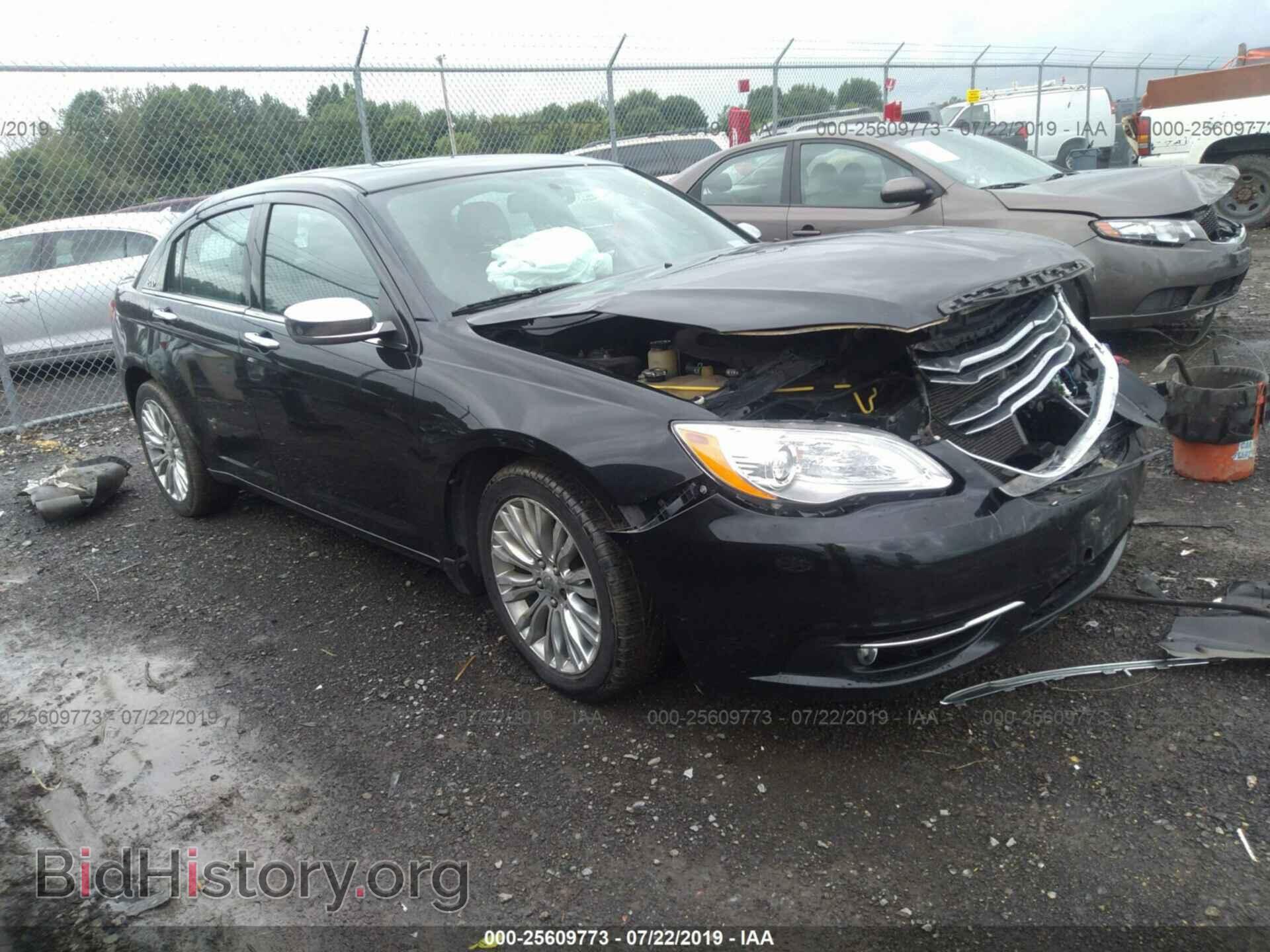 Фотография 1C3CCBCGXCN199398 - CHRYSLER 200 2012