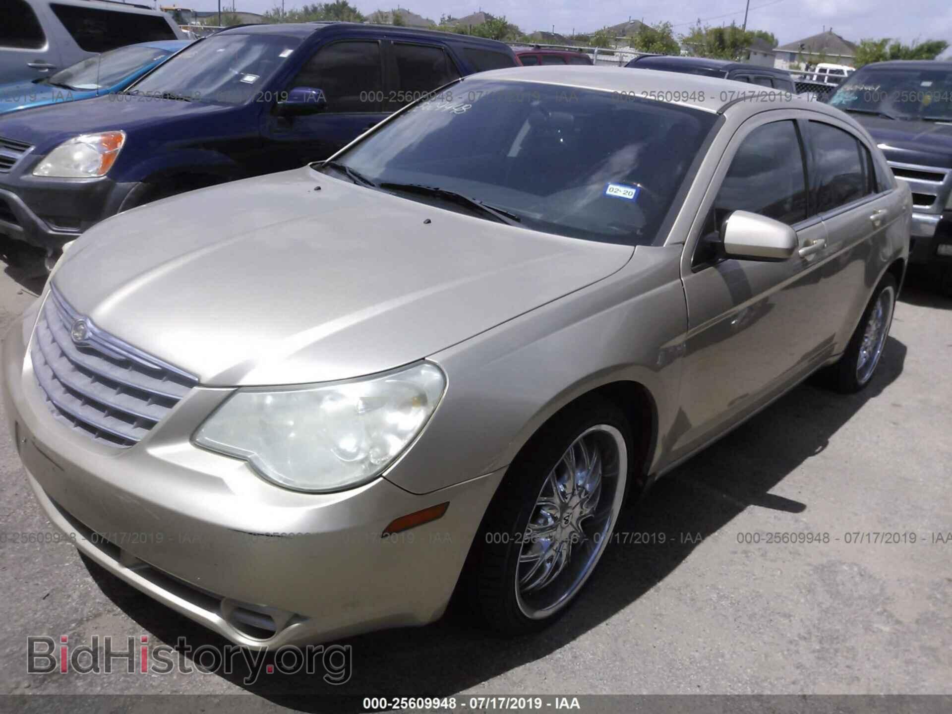 2010 CHRYSLER SEBRING - VIN: 1C3CC5FB6AN158233 - Фото 2