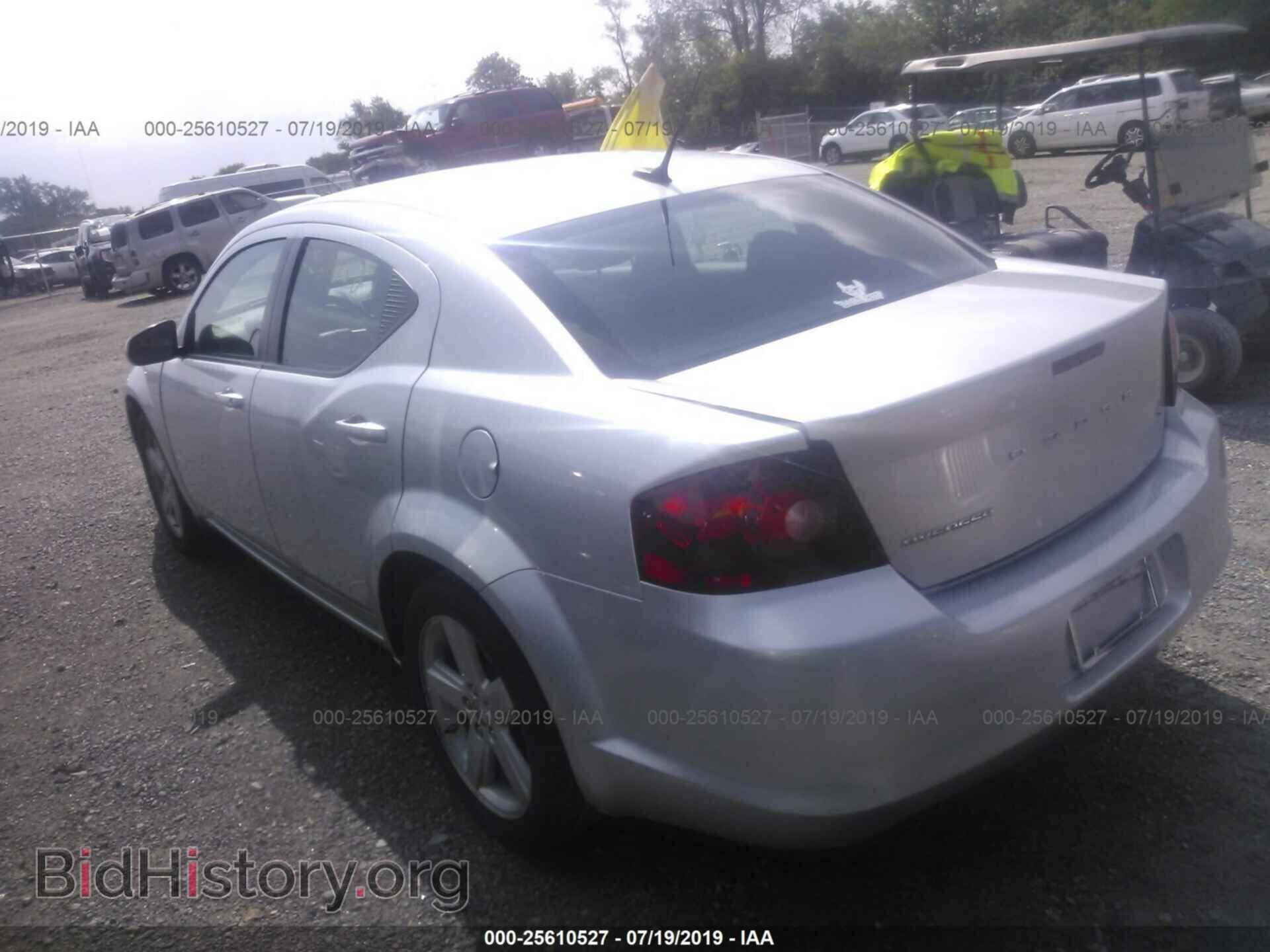 2011 DODGE AVENGER - VIN: 1B3BD1FB6BN560866 - Фото 3