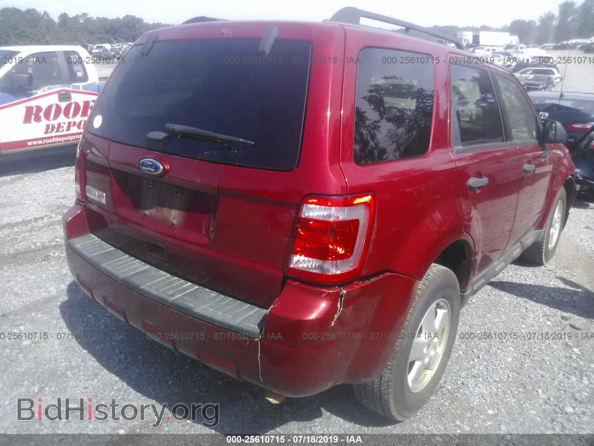 2011 FORD ESCAPE - VIN: 1FMCU0D77BKB32460 - Photo 4