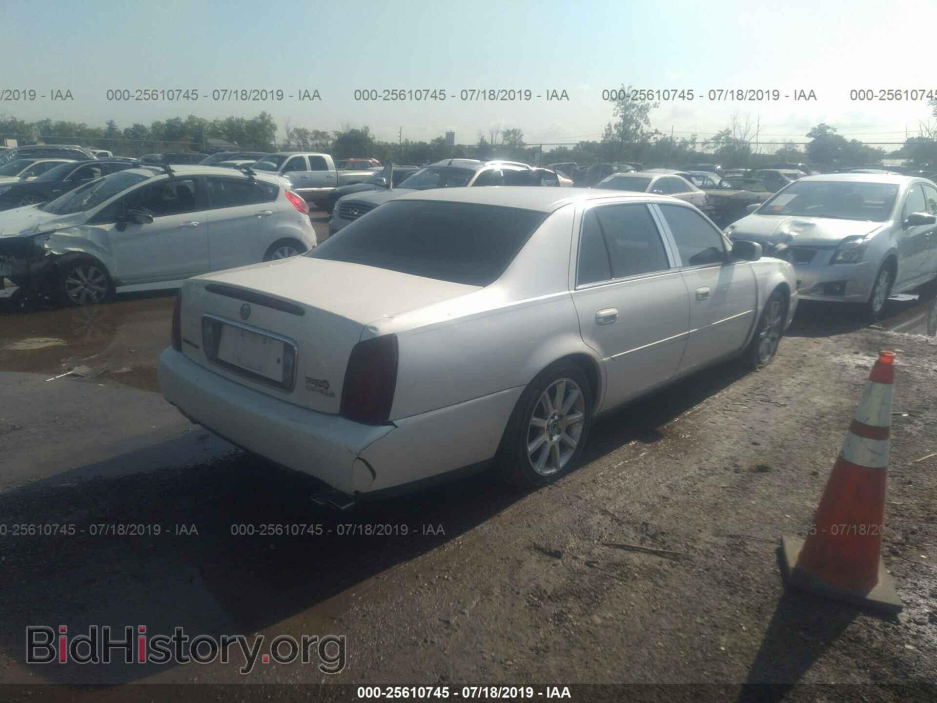 2000 CADILLAC DEVILLE - VIN: 1G6KD54Y1YU331266 - Photo 4
