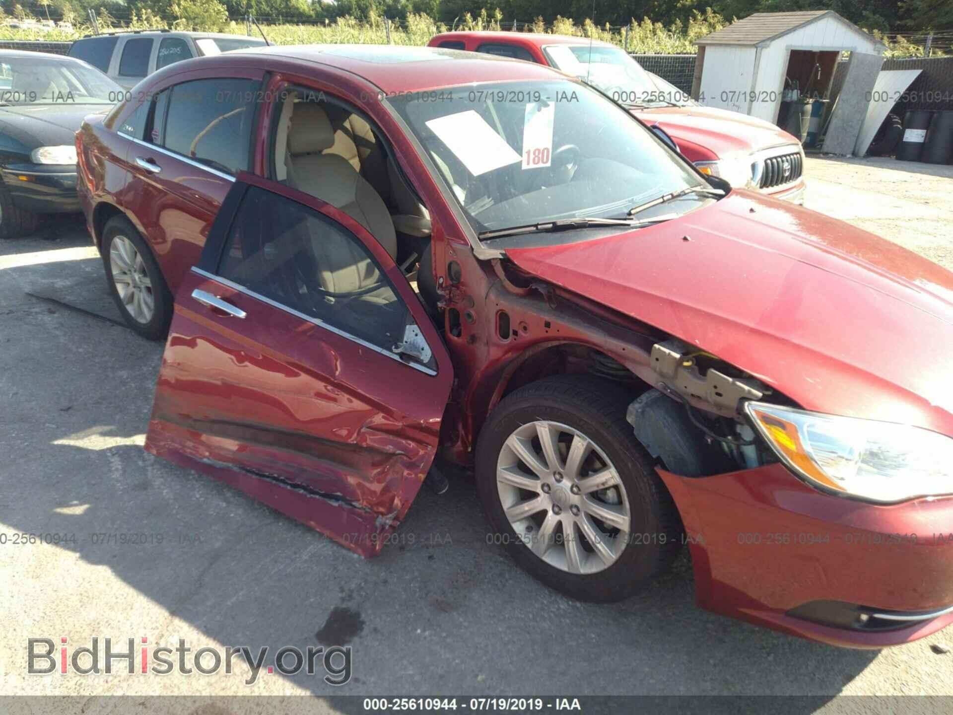 2013 CHRYSLER 200 - VIN: 1C3CCBCG7DN618941 - Photo 6