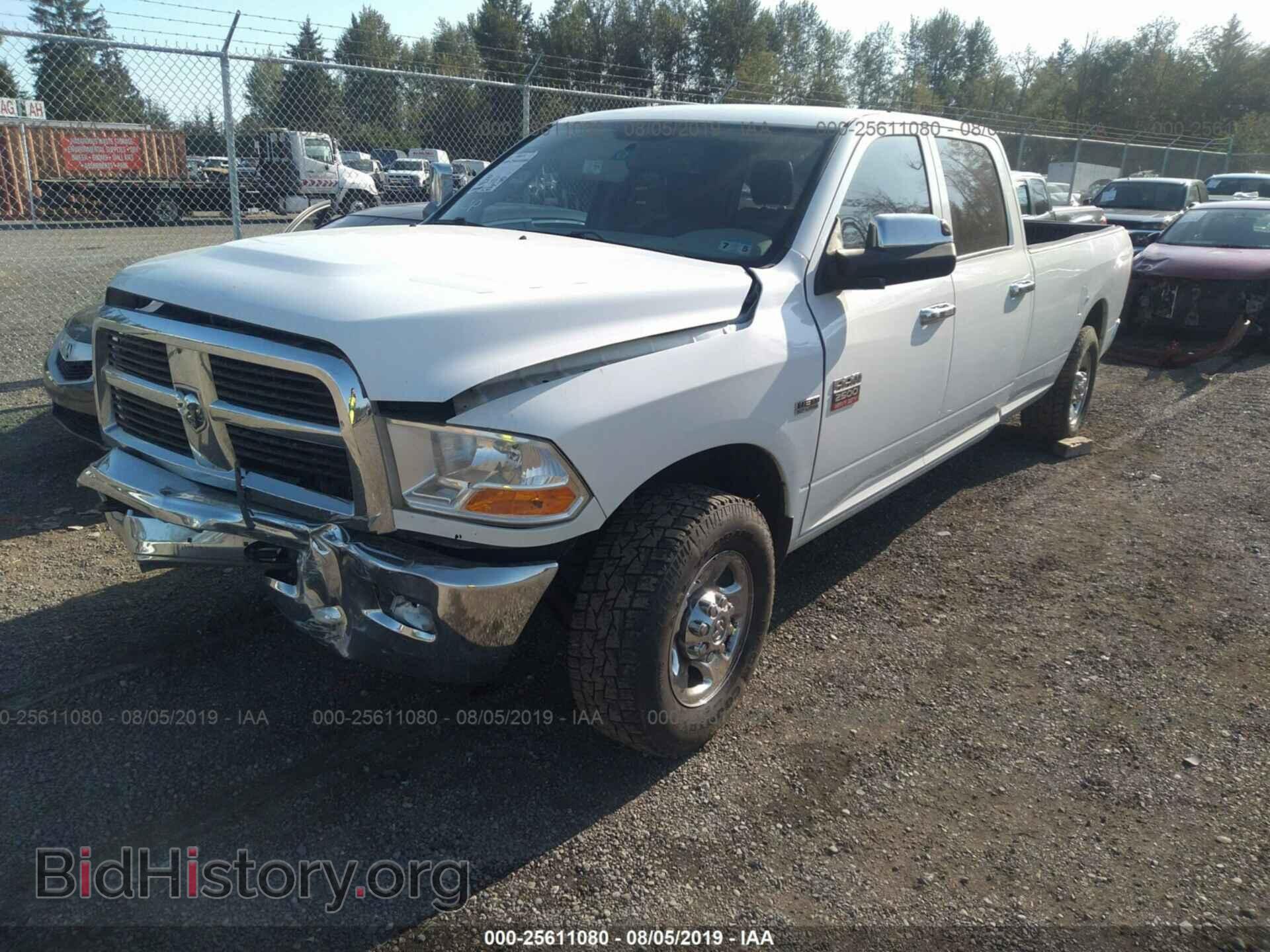2011 DODGE RAM 2500 - VIN: 3D7TP2CT2BG612103 - Photo 2