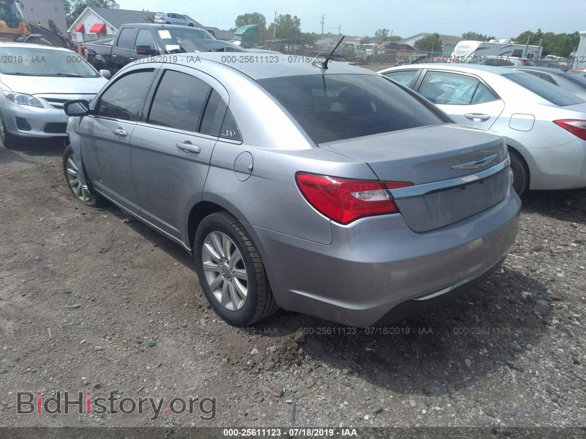 2013 CHRYSLER 200 - VIN: 1C3CCBBB1DN655652 - Photo 3