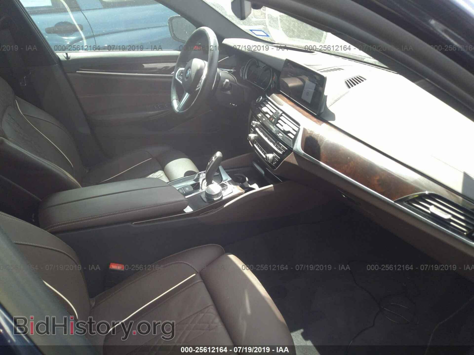2018 BMW 540 - VIN: WBAJE5C56JWA93678 - Фото 5