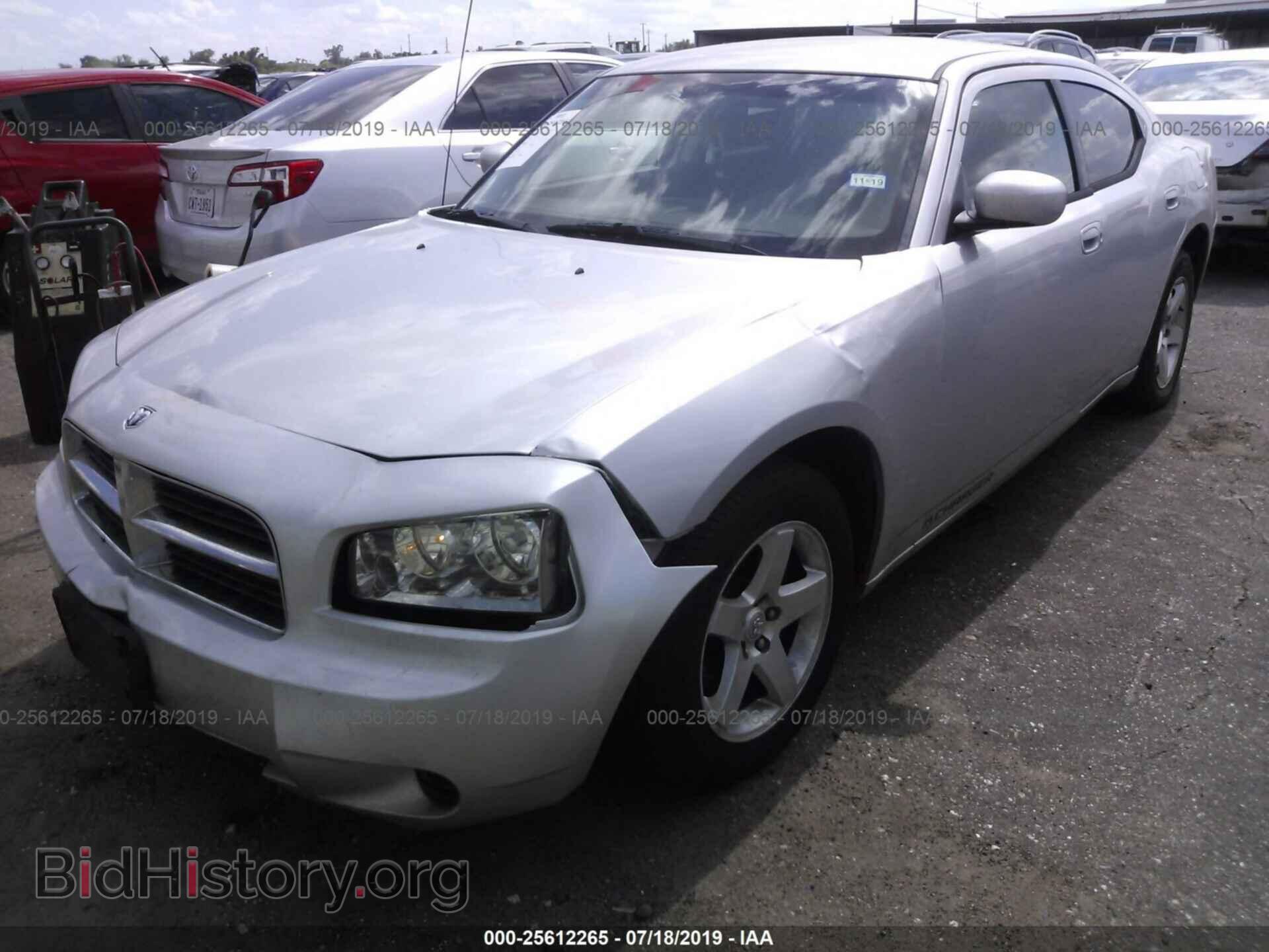 2010 DODGE CHARGER - VIN: 2B3CA4CD5AH240241 - Фото 2