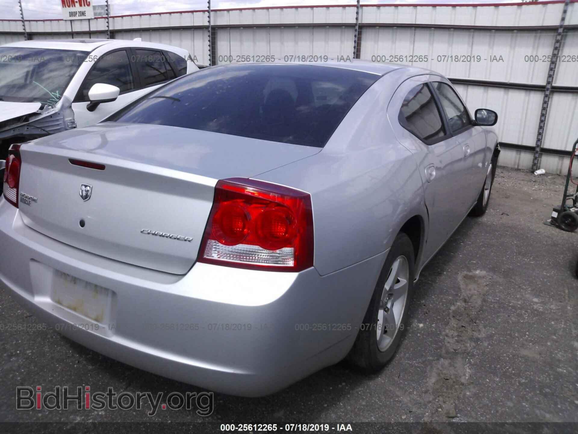 2010 DODGE CHARGER - VIN: 2B3CA4CD5AH240241 - Фото 4