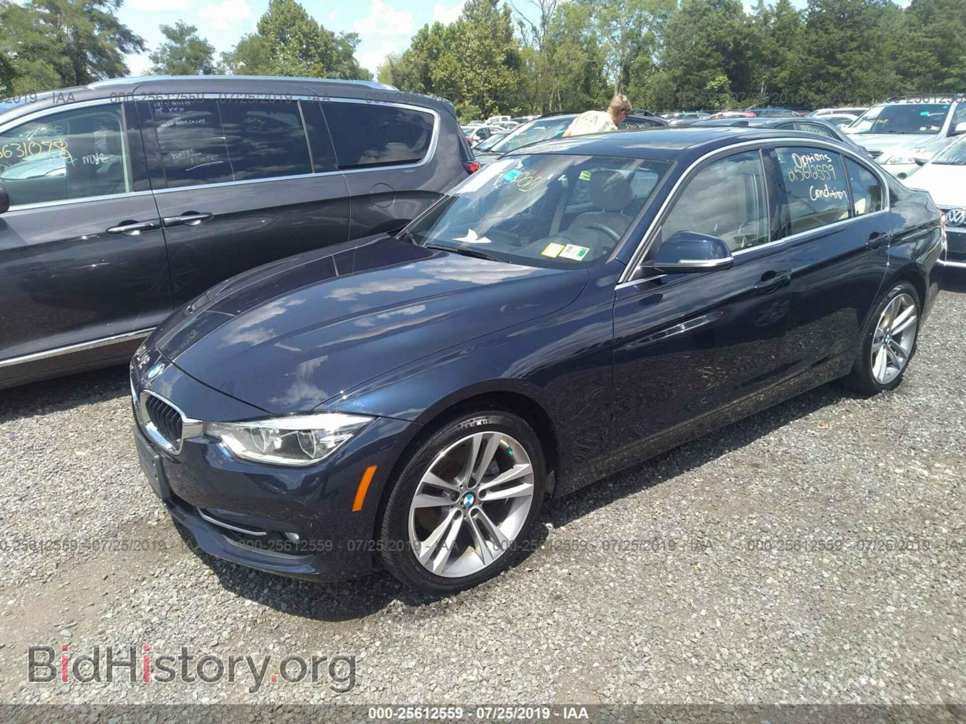 2017 BMW 330 - VIN: WBA8D9G30HNU62937 - Фото 2