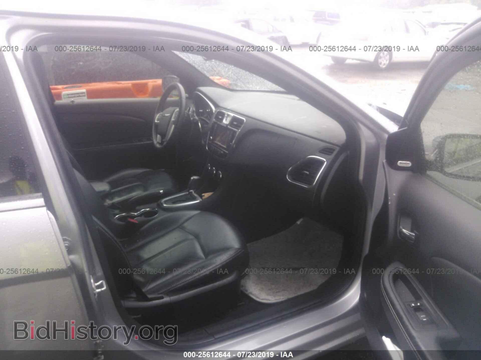 2013 CHRYSLER 200 - VIN: 1C3CCBCG7DN523666 - Фото 5