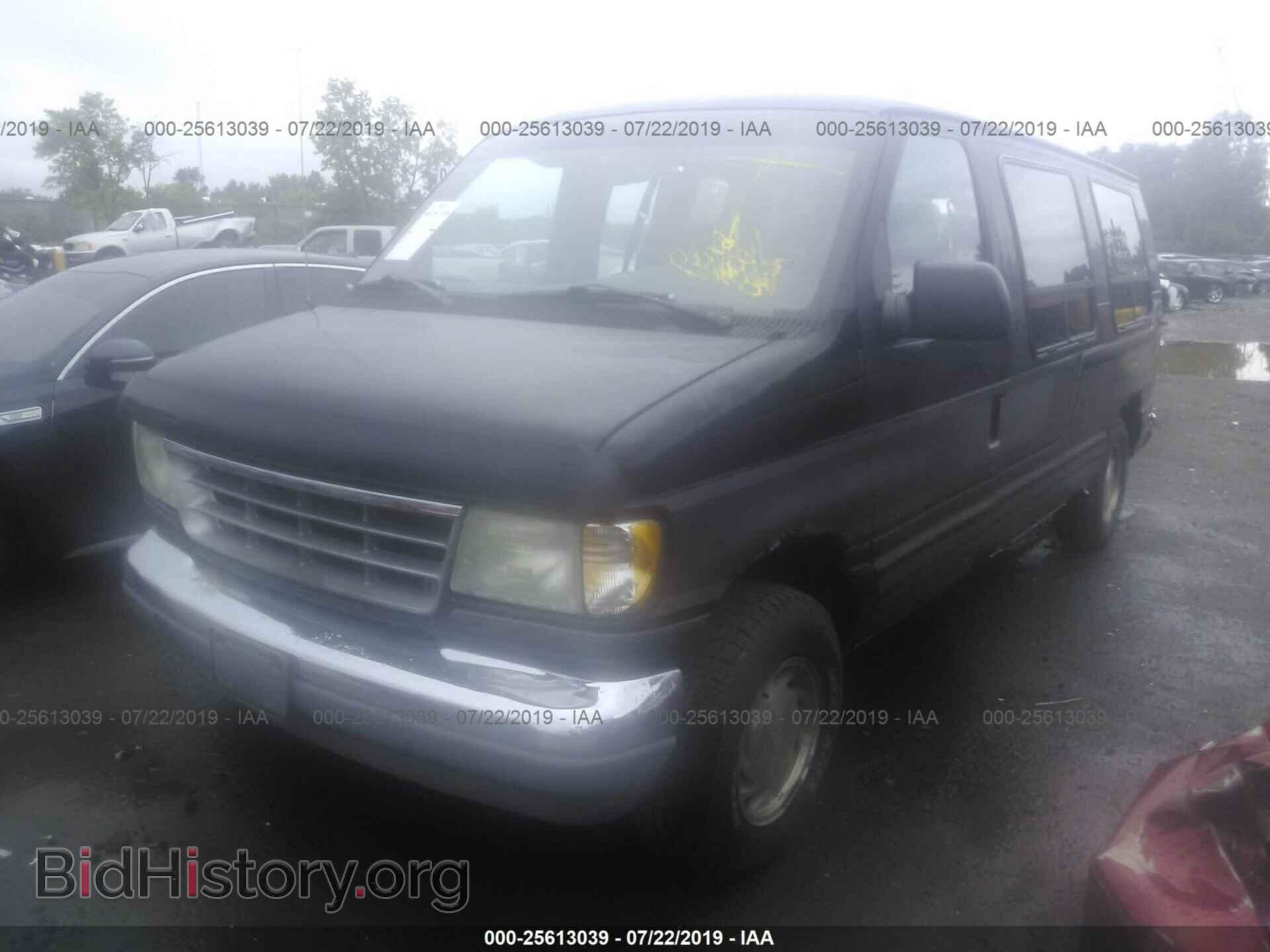 1996 FORD ECONOLINE - VIN: 1FDEE14N2THA39175 - Фото 2