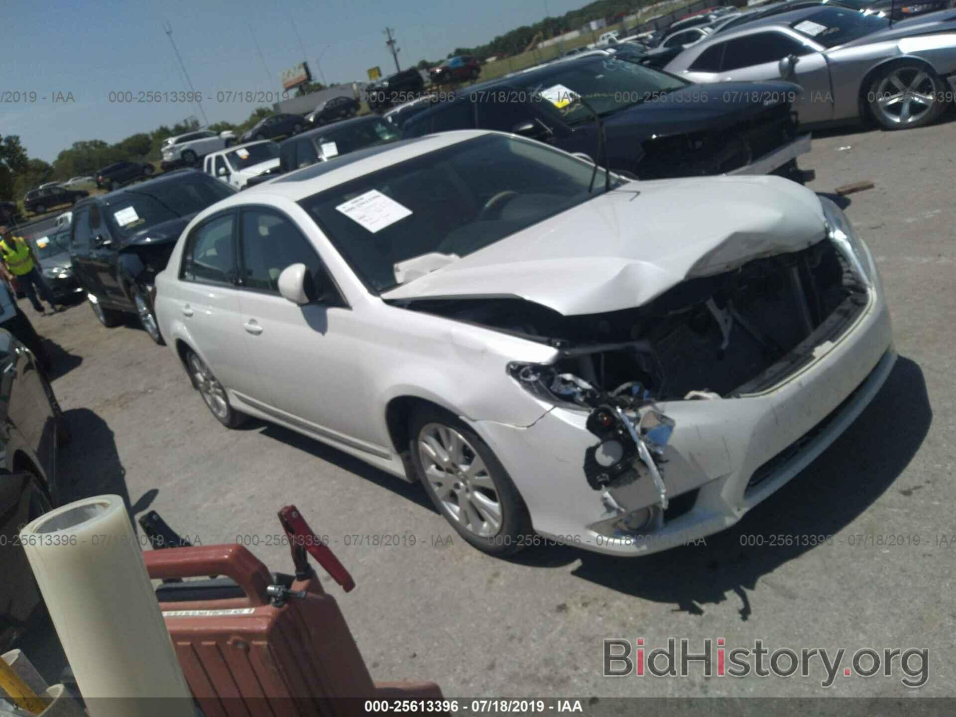 Photo 4T1BK3DB5BU381433 - TOYOTA AVALON 2011