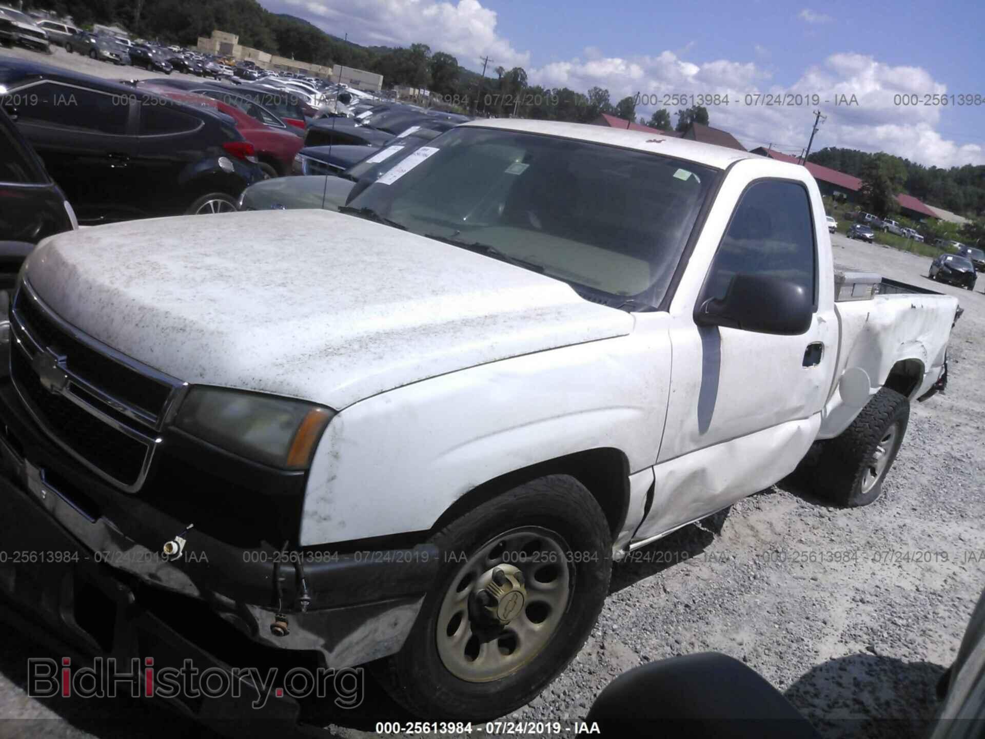 2007 CHEVROLET SILVERADO - VIN: 3GCEC14X77G235513 - Фото 2