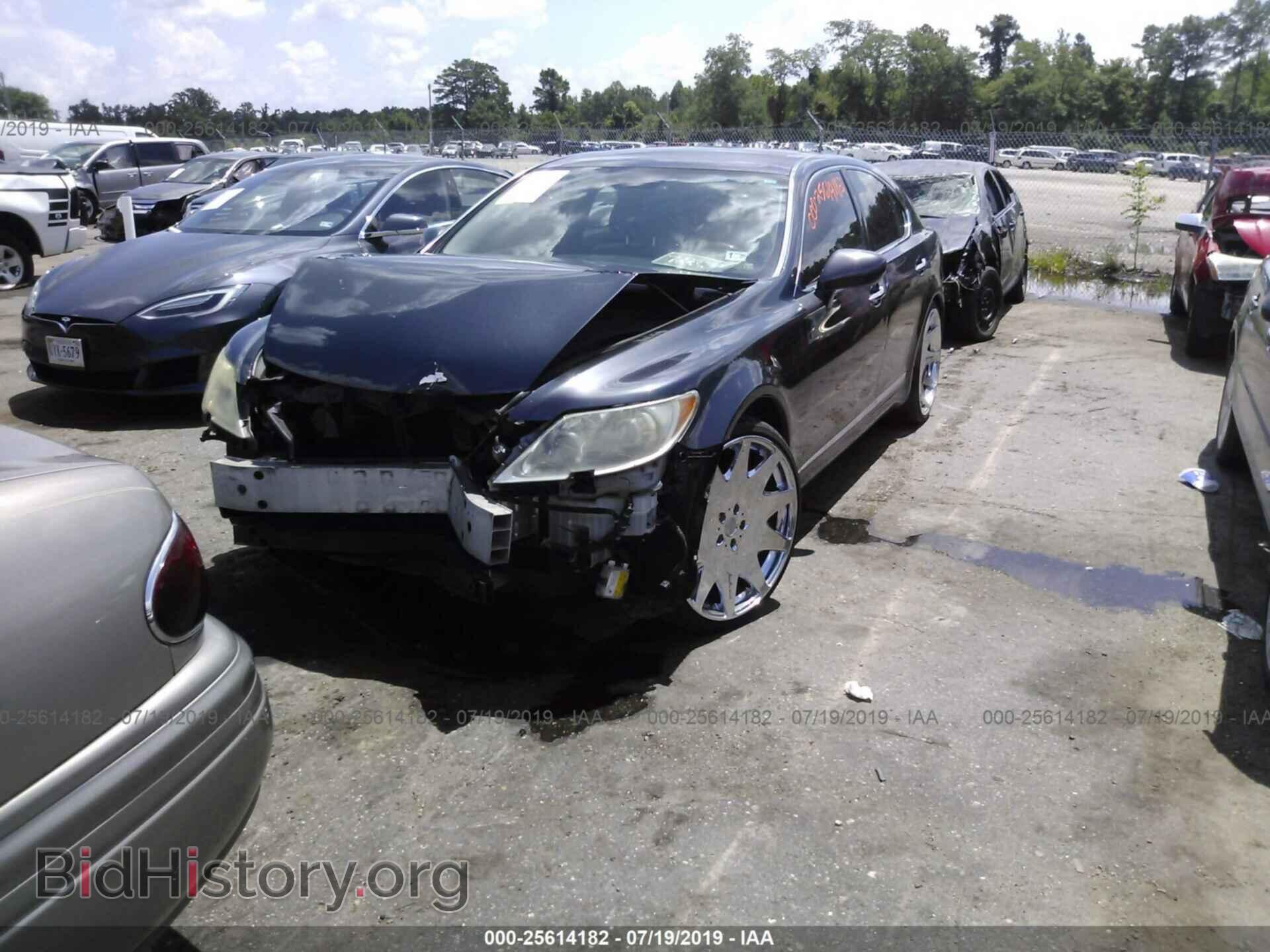 2007 LEXUS LS - VIN: JTHBL46F775007073 - Photo 2