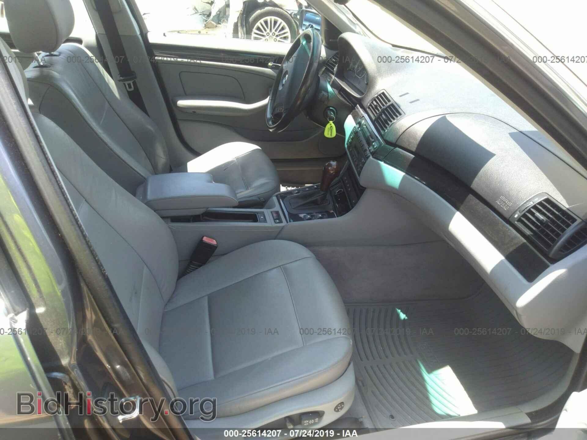 2003 BMW 330 - VIN: WBAEW53453PG21262 - Photo 5
