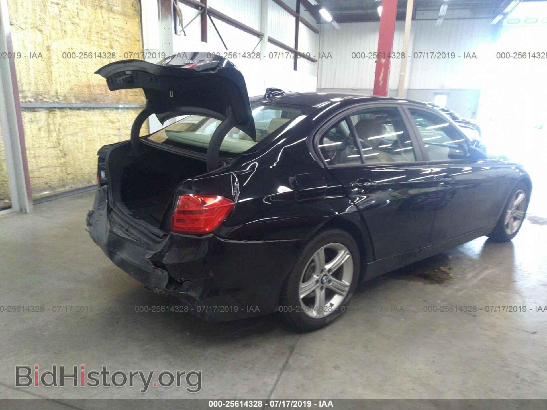 2013 BMW 320 - VIN: WBA3C3C50DF982612 - Фото 4