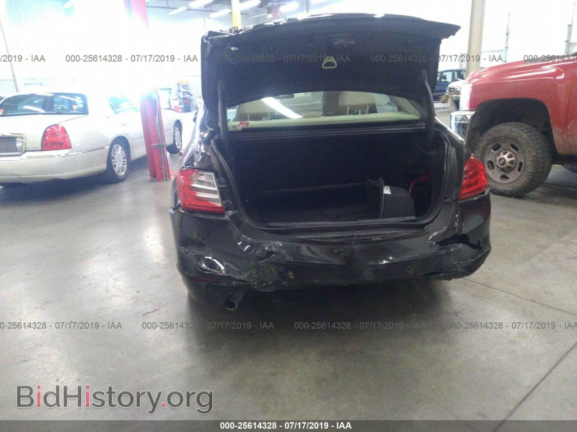 2013 BMW 320 - VIN: WBA3C3C50DF982612 - Фото 6