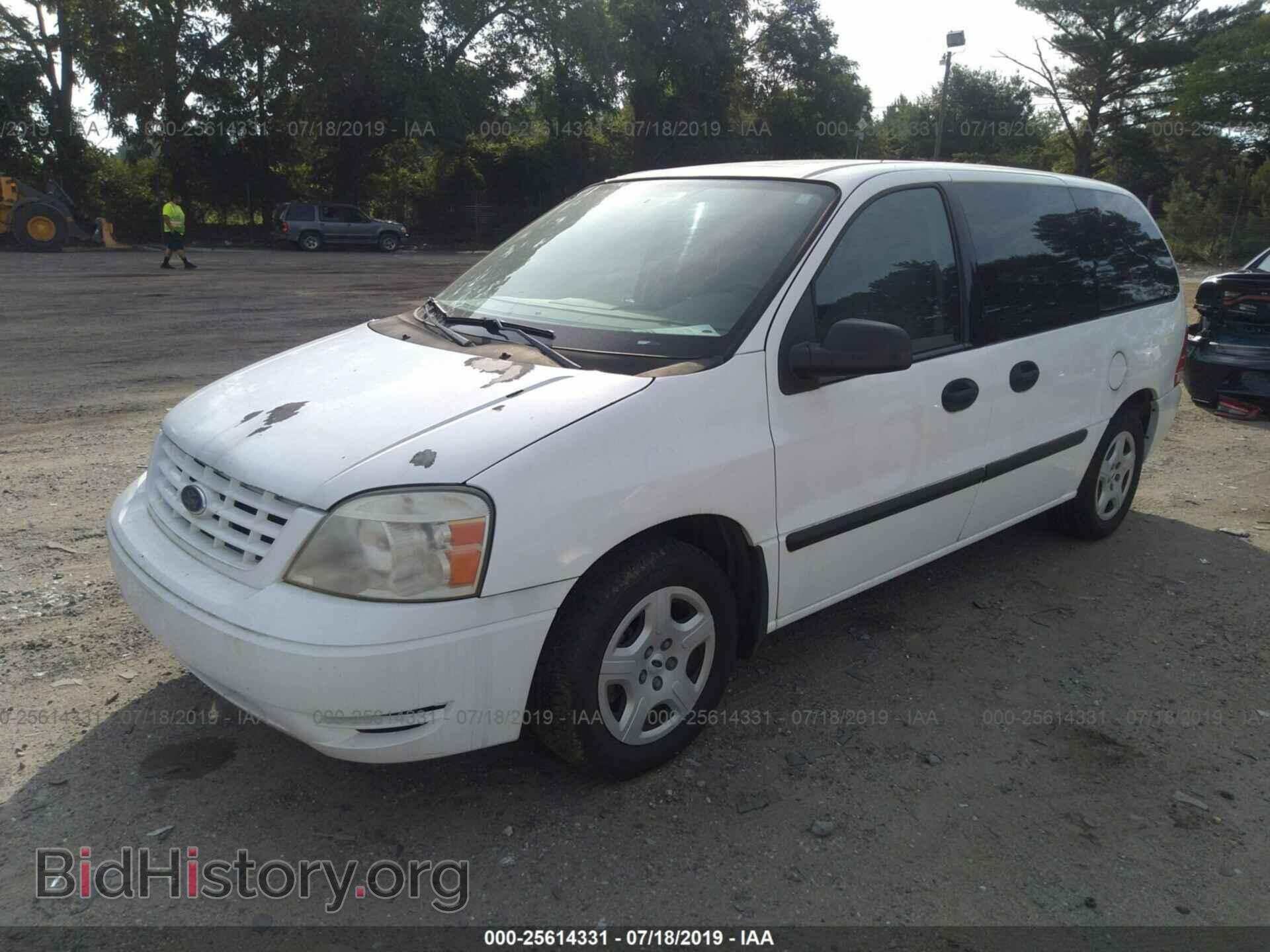 2005 FORD FREESTAR - VIN: 2FMZA50675BA16333 - Фото 2