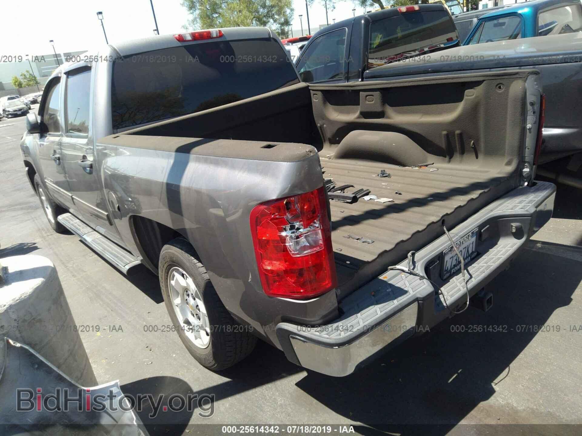 2013 CHEVROLET SILVERADO - VIN: 3GCPCSE06DG334691 - Фото 3