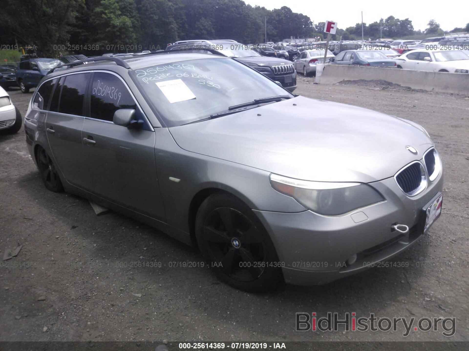 Photo WBANN73536CN01041 - BMW 530 2006