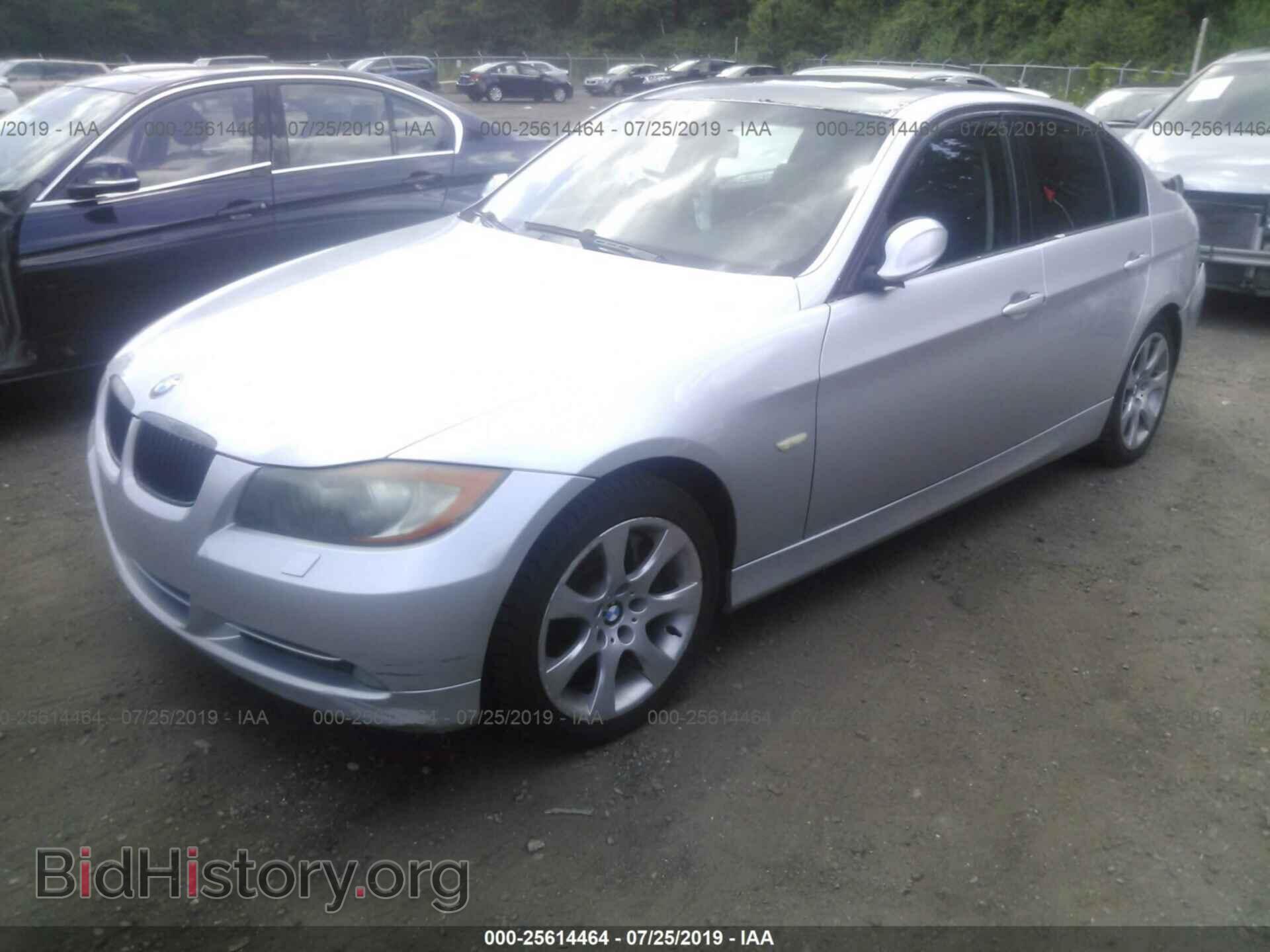 2008 BMW 335 - VIN: WBAVD53578A283384 - Photo 2