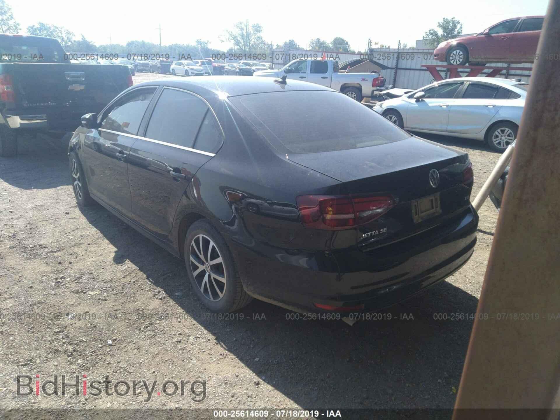 2017 VOLKSWAGEN JETTA - VIN: 3VWDB7AJ6HM207249 - Photo 3