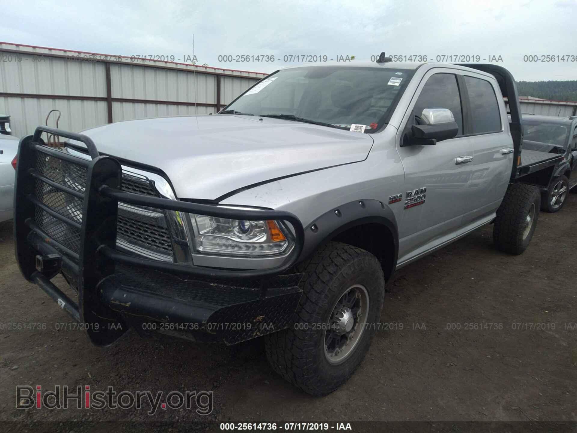 2016 RAM 2500 - VIN: 3C6UR5FJ8GG237532 - Фото 2