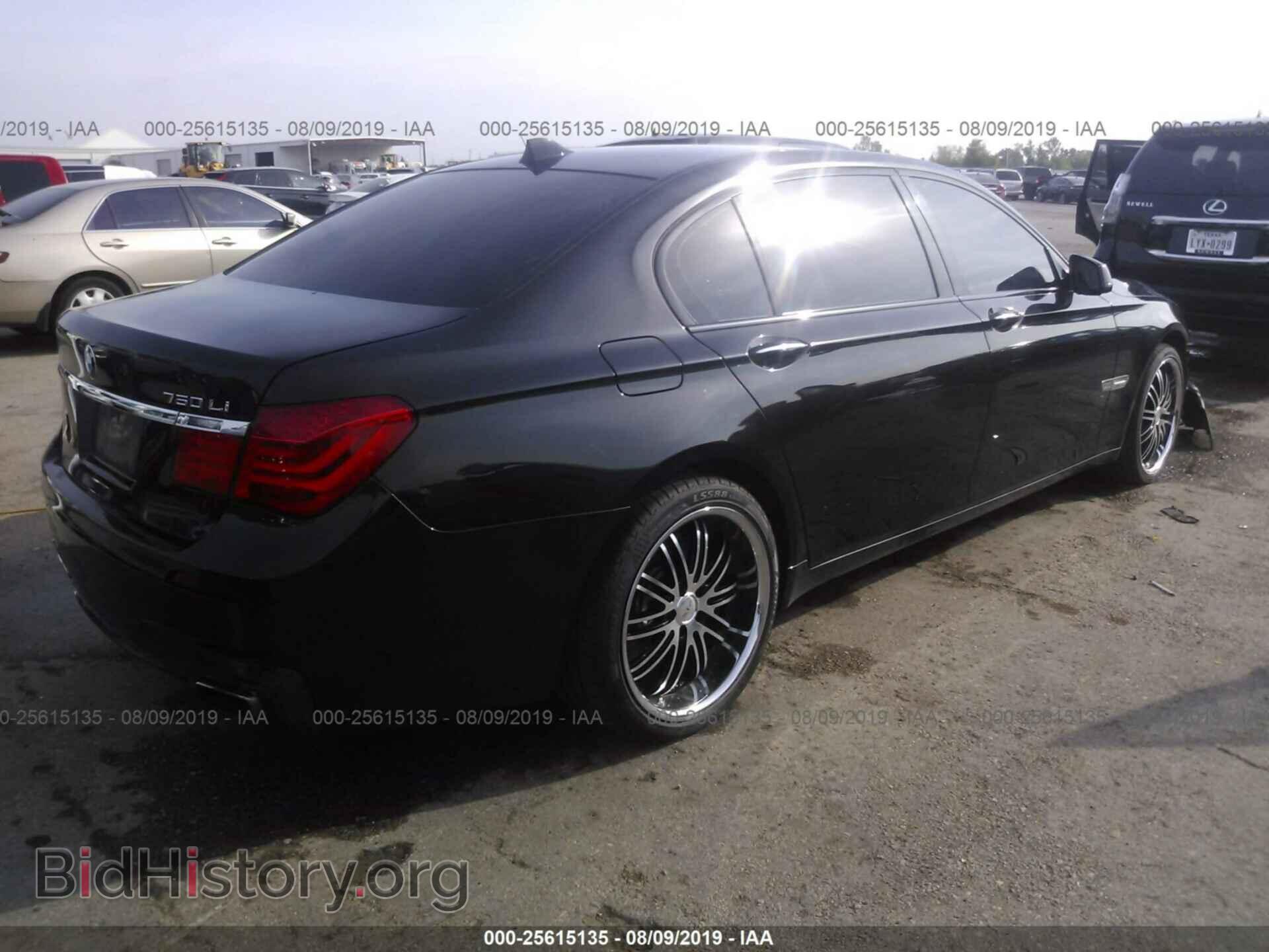 2012 BMW 750 - VIN: WBAKB8C59CDX20772 - Photo 4