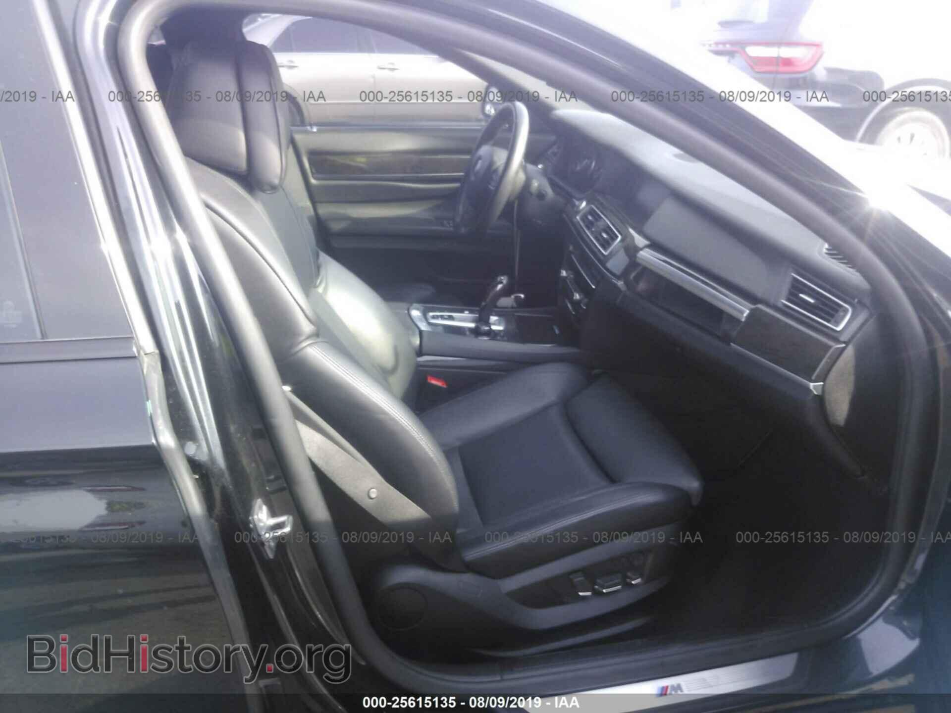 2012 BMW 750 - VIN: WBAKB8C59CDX20772 - Photo 5