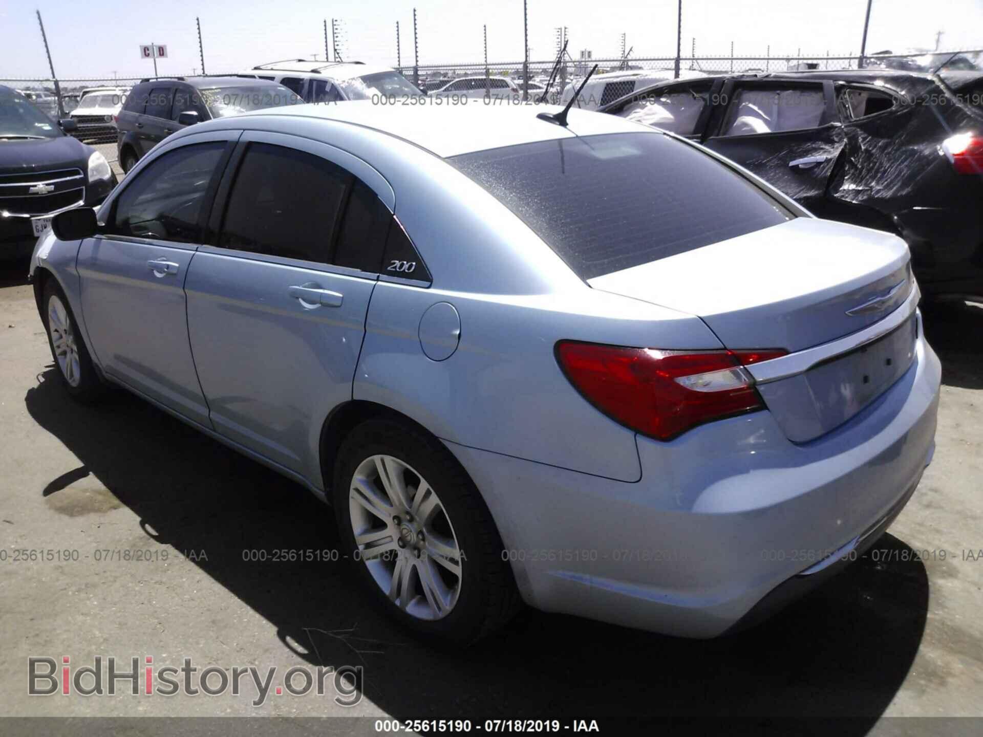 2013 CHRYSLER 200 - VIN: 1C3CCBBB8DN577287 - Фото 3