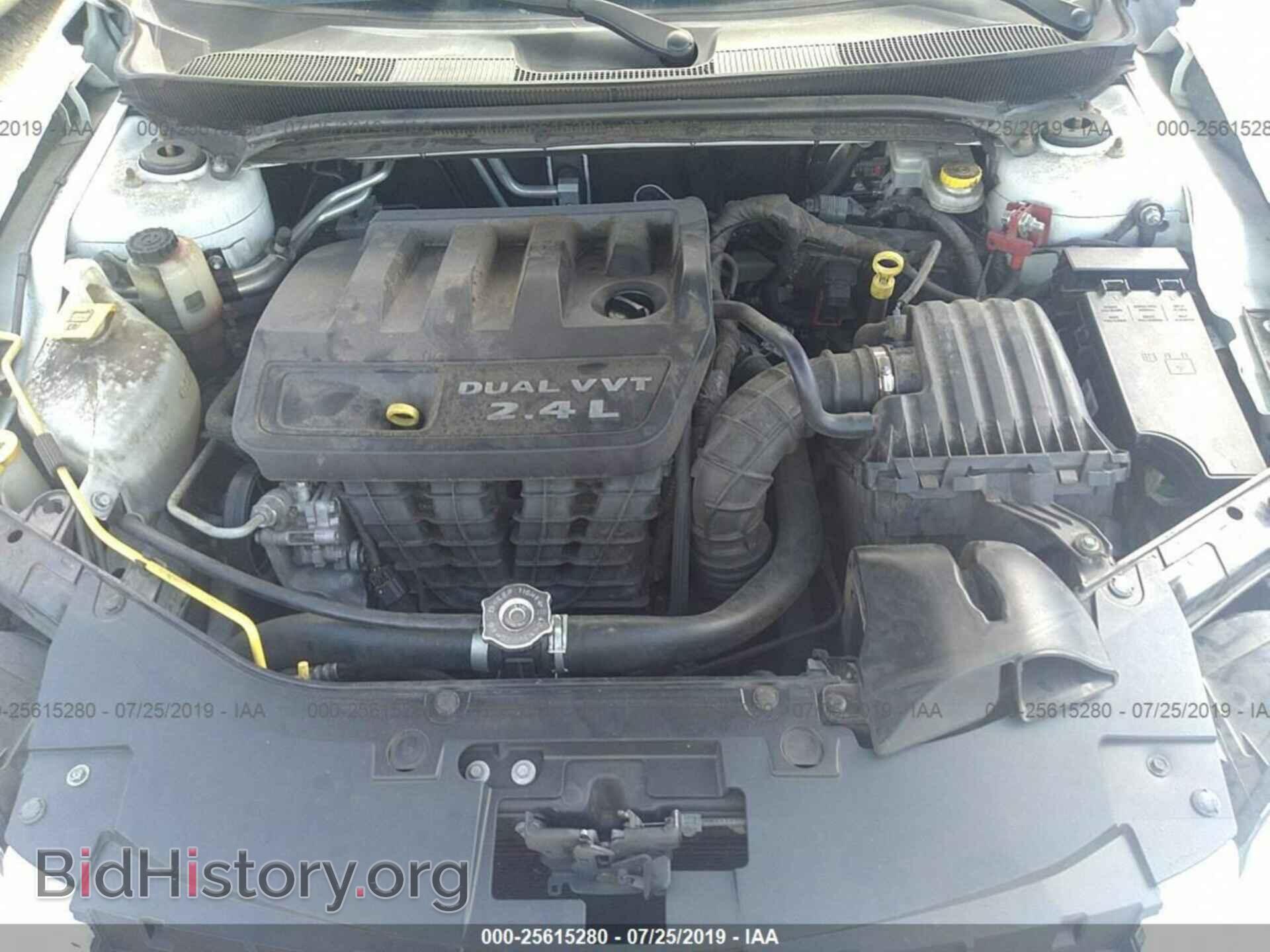 2013 CHRYSLER 200 - VIN: 1C3CCBAB9DN641340 - Фото 10